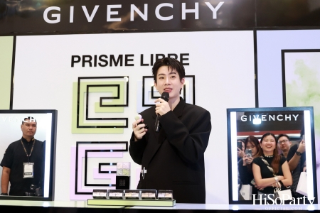 งานเปิดตัว GIVENCHY Prisme Libre 4-Color Loose Powder Pop-Up