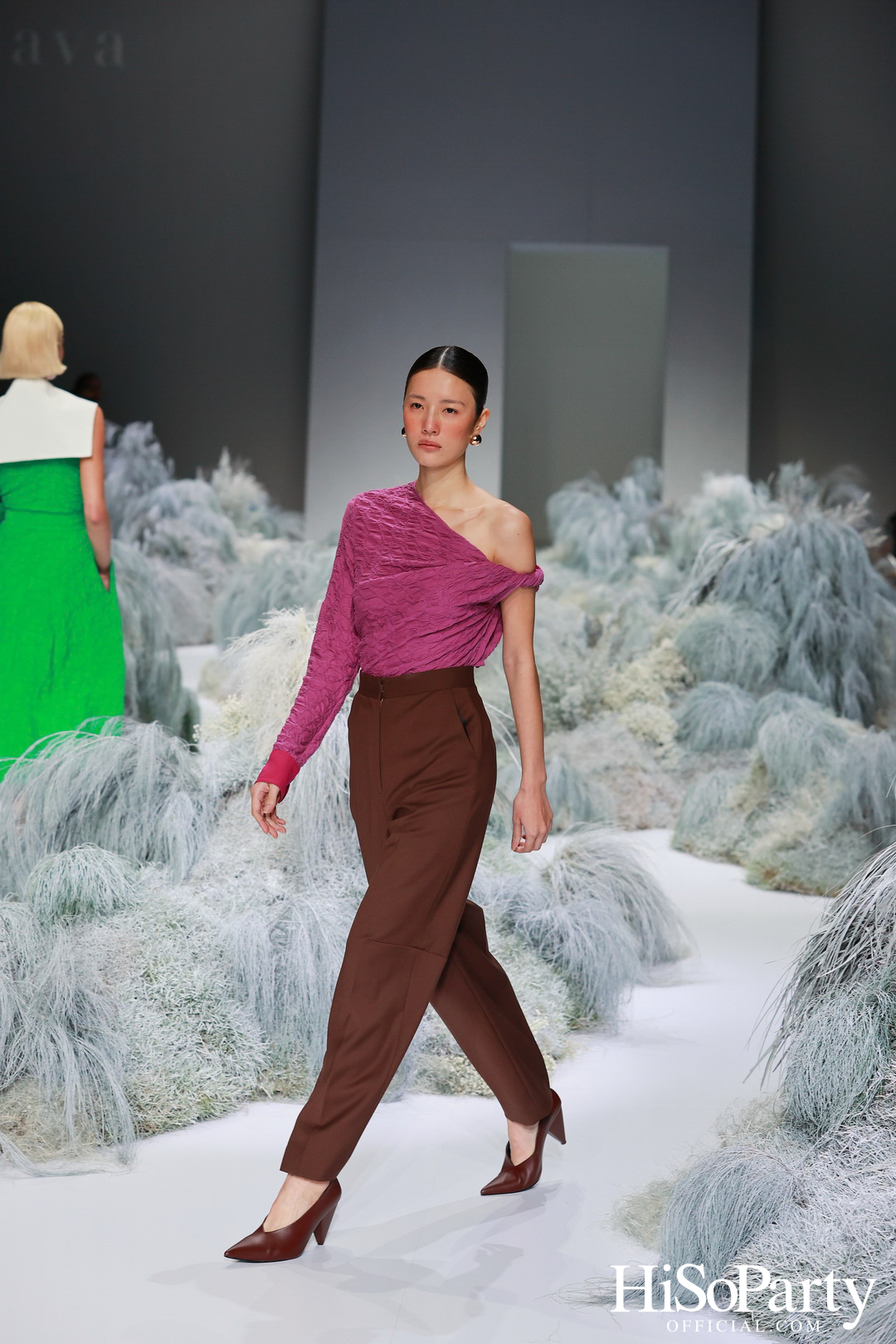 ASAVA @Siam Paragon Bangkok International Fashion Week 2024