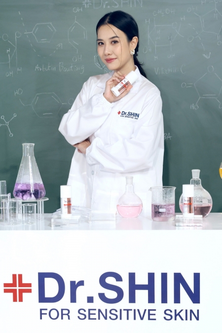 เปิดตัวนวัตกรรมใหม่ DR. SHIN เซรั่มเพื่อผิวกระจ่างใส จาก โรจูคิส