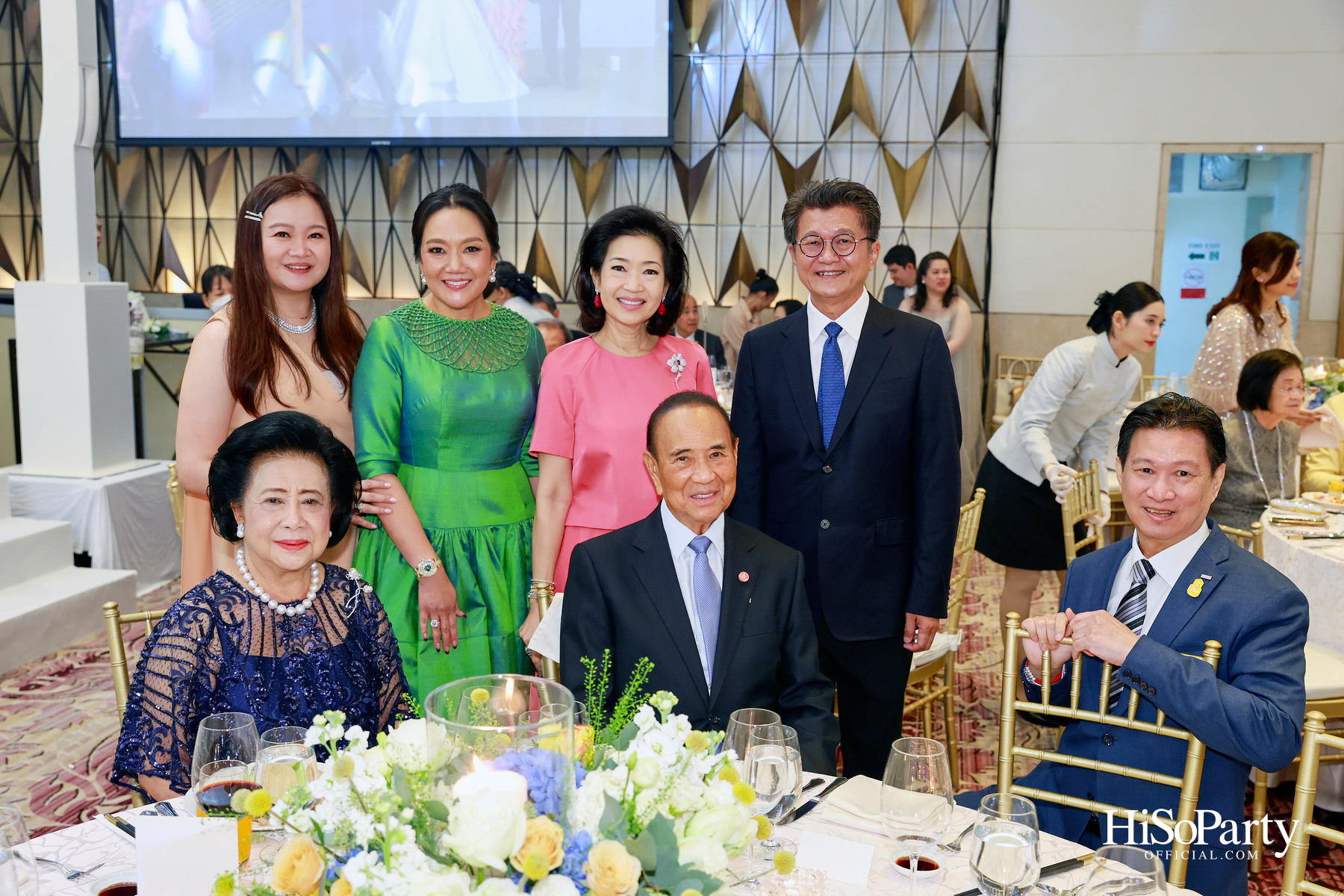 งานฉลองสมรสพระราชทานระหว่าง พสุ ลิปตพัลลภ และ ปัทมรัตน์ พหิทธานุกร