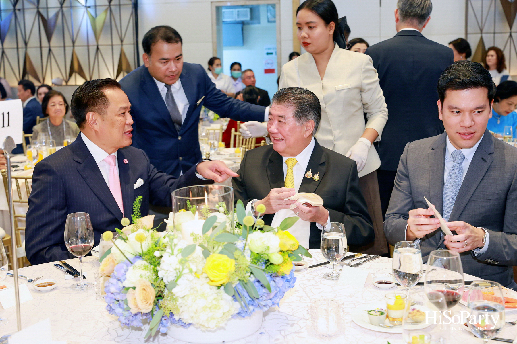 งานฉลองสมรสพระราชทานระหว่าง พสุ ลิปตพัลลภ และ ปัทมรัตน์ พหิทธานุกร