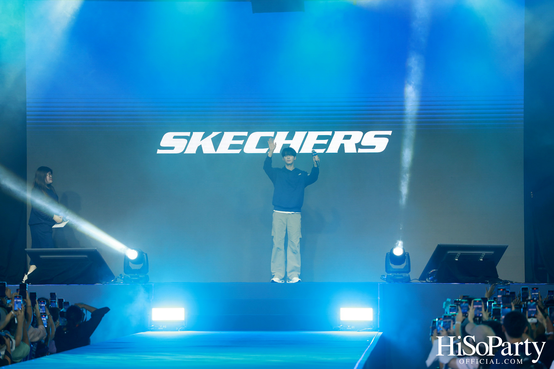 Skechers CentralWorld Grand Opening with Cha Eun-Woo & Apo Nattawin