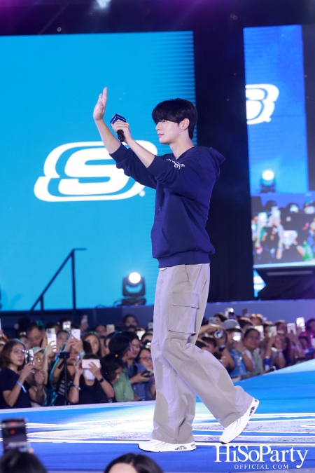 Skechers CentralWorld Grand Opening with Cha Eun-Woo & Apo Nattawin