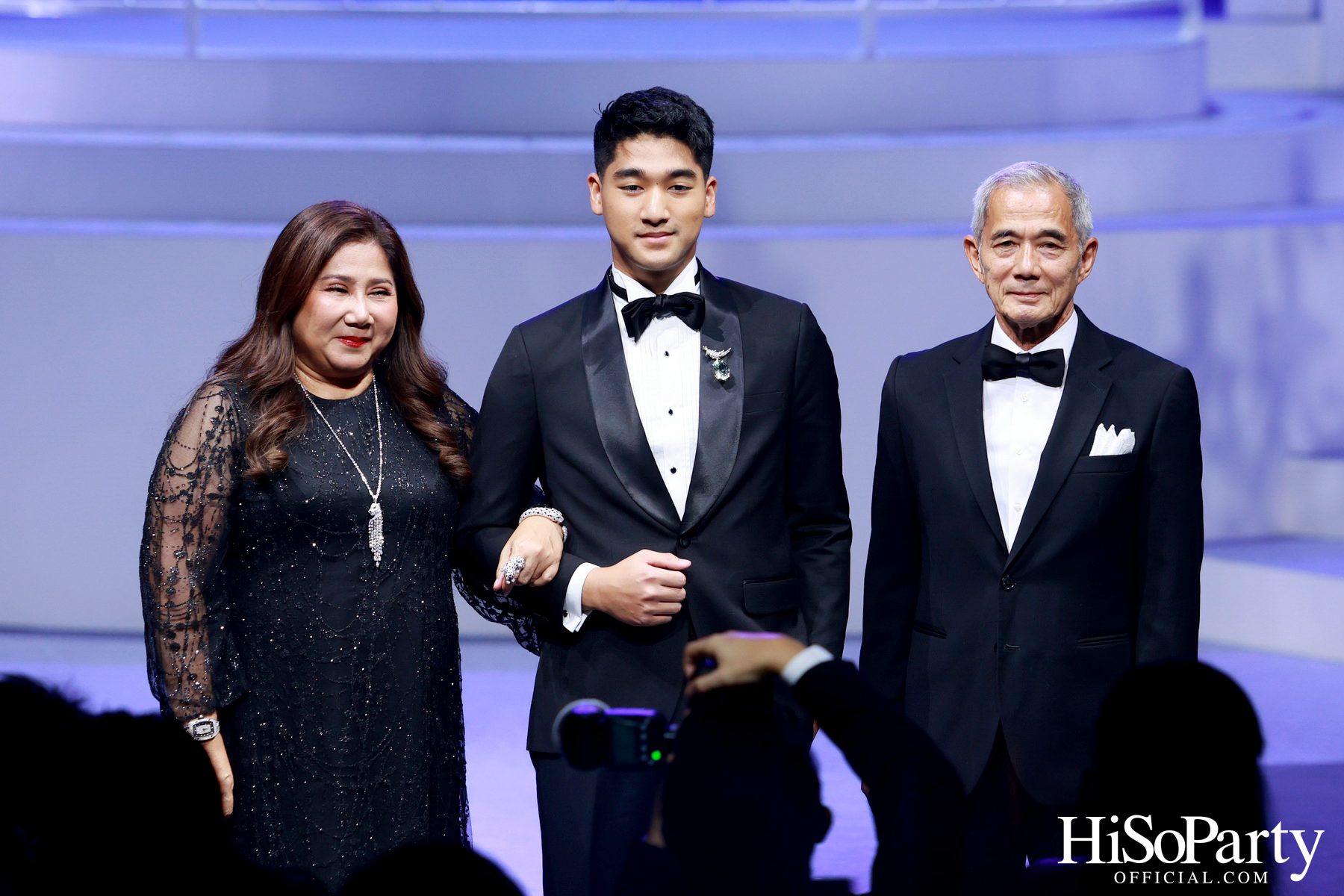 EM DISTRICT จัดงาน LA BELLE et LE BEAU 2024 เปิดตัว 16 หนุ่มสาว ต้นแบบแรงบันดาลใจของคนรุ่นใหม่