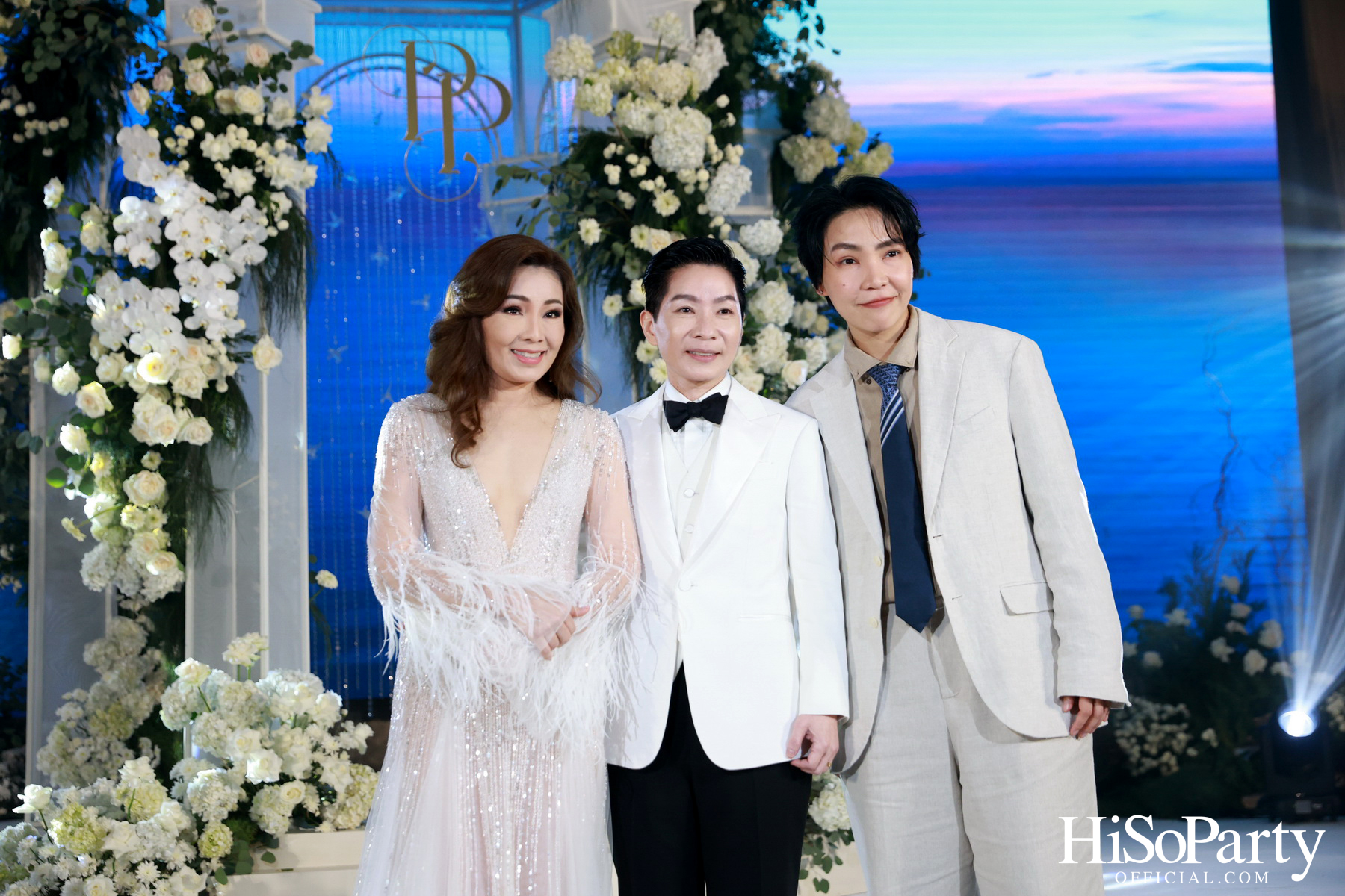 #AoiMod811 งานฉลองมงคลสมรสระหว่าง ดร.ปริสุทธิ์ รัตนมหาวงศ์ และ ดร.ปฏิมากร ใจอ่อน