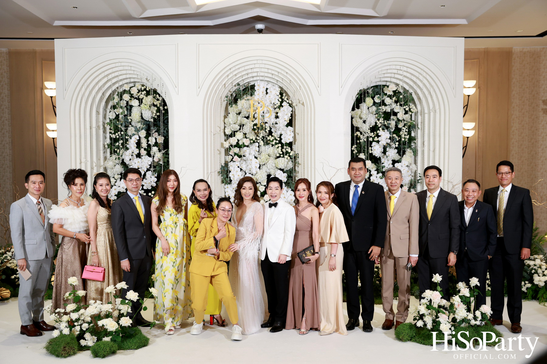 #AoiMod811 งานฉลองมงคลสมรสระหว่าง ดร.ปริสุทธิ์ รัตนมหาวงศ์ และ ดร.ปฏิมากร ใจอ่อน
