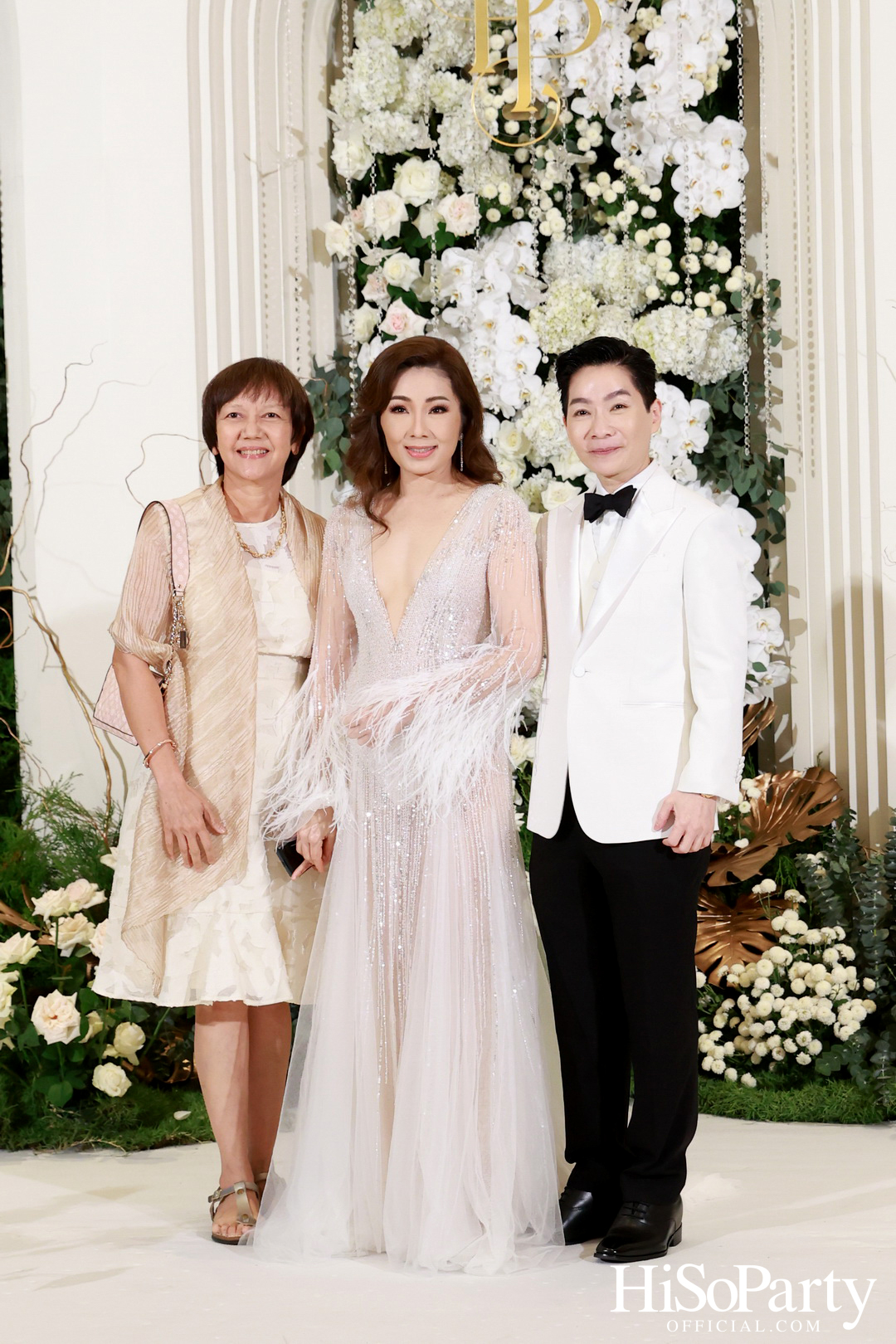 #AoiMod811 งานฉลองมงคลสมรสระหว่าง ดร.ปริสุทธิ์ รัตนมหาวงศ์ และ ดร.ปฏิมากร ใจอ่อน