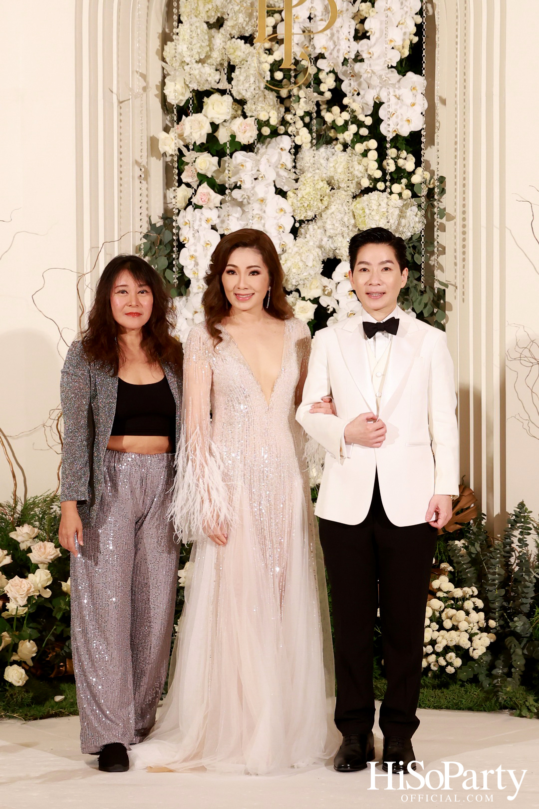 #AoiMod811 งานฉลองมงคลสมรสระหว่าง ดร.ปริสุทธิ์ รัตนมหาวงศ์ และ ดร.ปฏิมากร ใจอ่อน