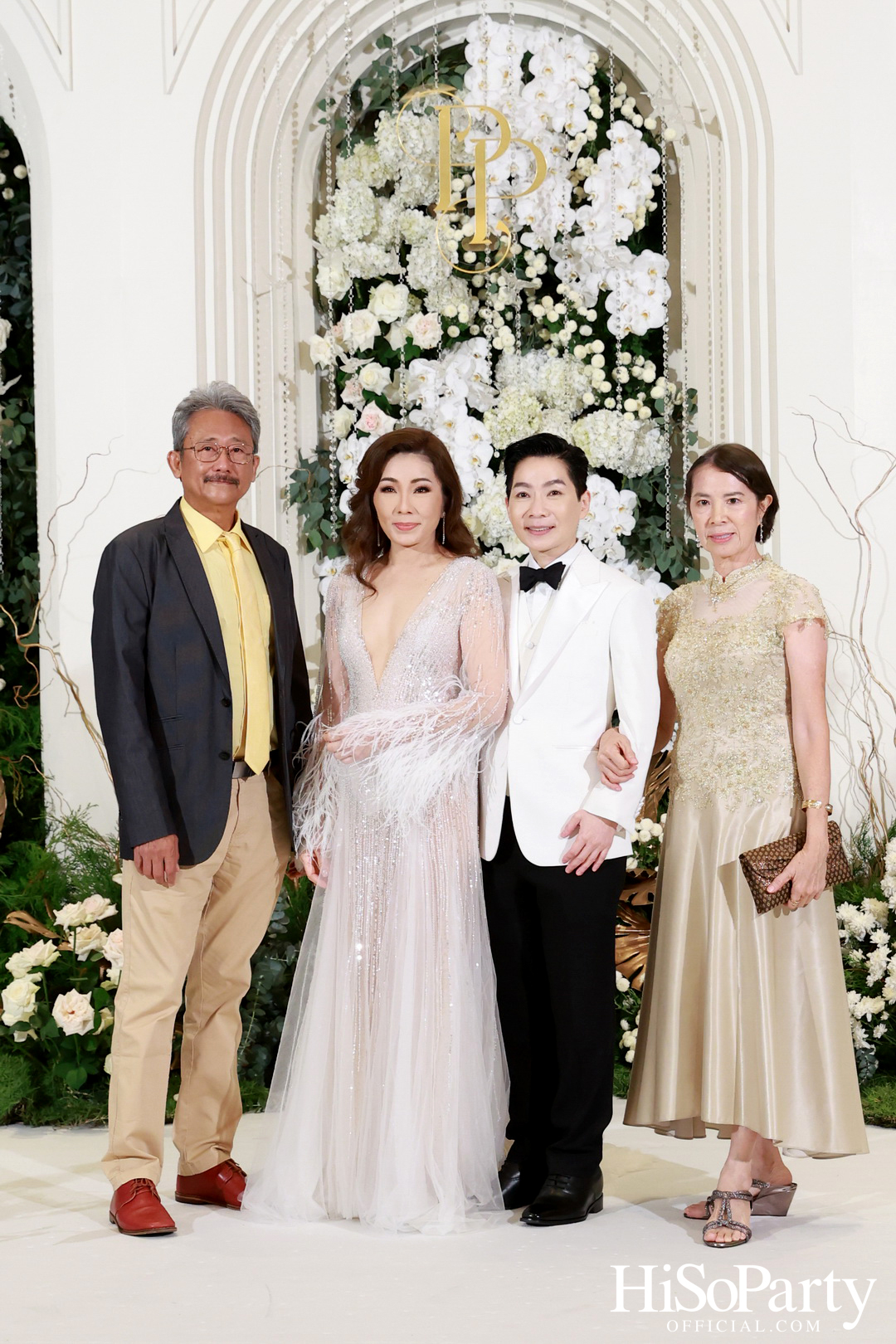 #AoiMod811 งานฉลองมงคลสมรสระหว่าง ดร.ปริสุทธิ์ รัตนมหาวงศ์ และ ดร.ปฏิมากร ใจอ่อน