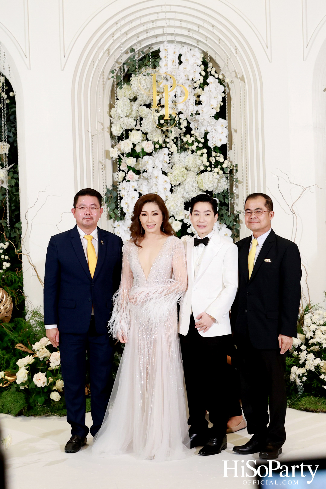 #AoiMod811 งานฉลองมงคลสมรสระหว่าง ดร.ปริสุทธิ์ รัตนมหาวงศ์ และ ดร.ปฏิมากร ใจอ่อน
