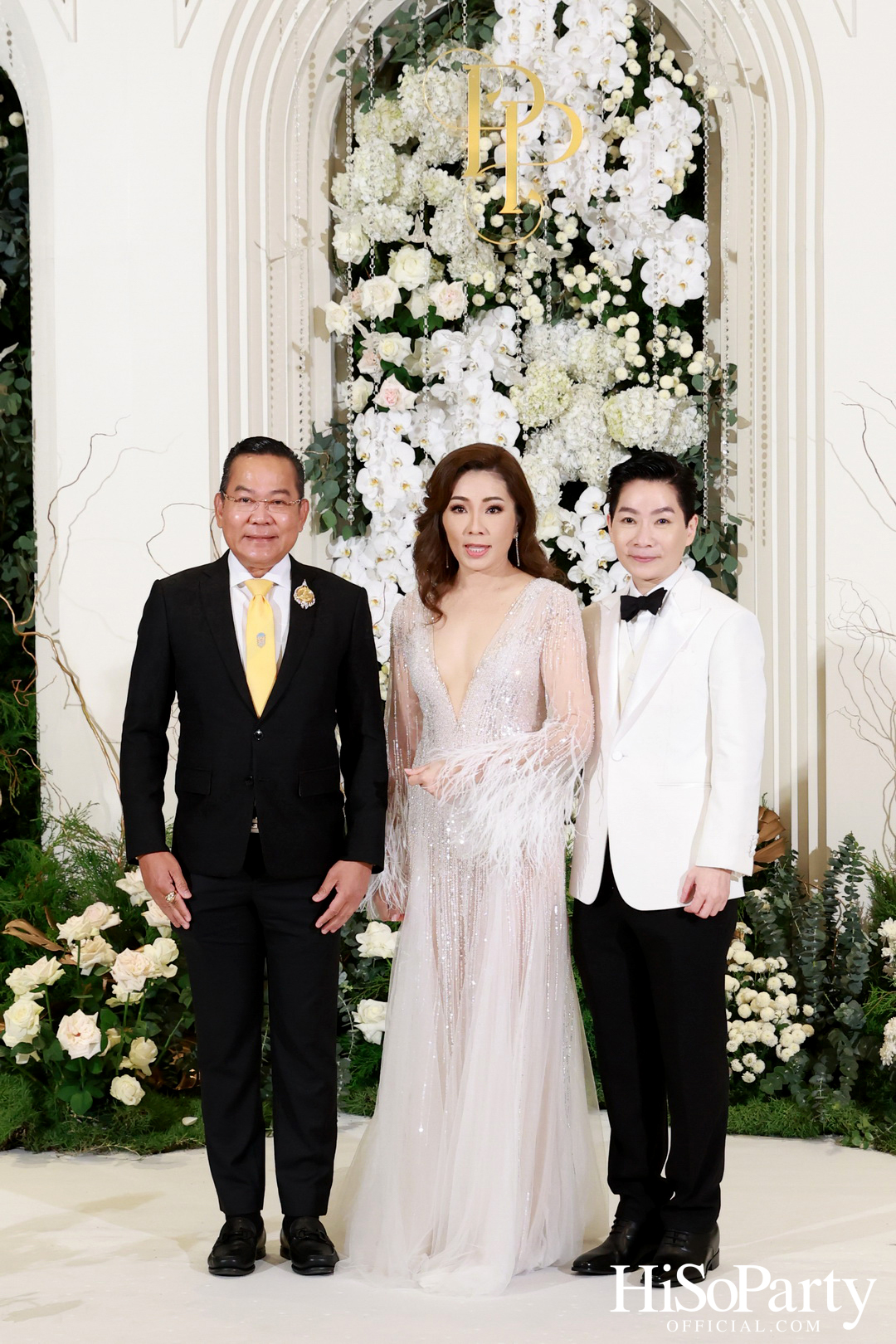 #AoiMod811 งานฉลองมงคลสมรสระหว่าง ดร.ปริสุทธิ์ รัตนมหาวงศ์ และ ดร.ปฏิมากร ใจอ่อน