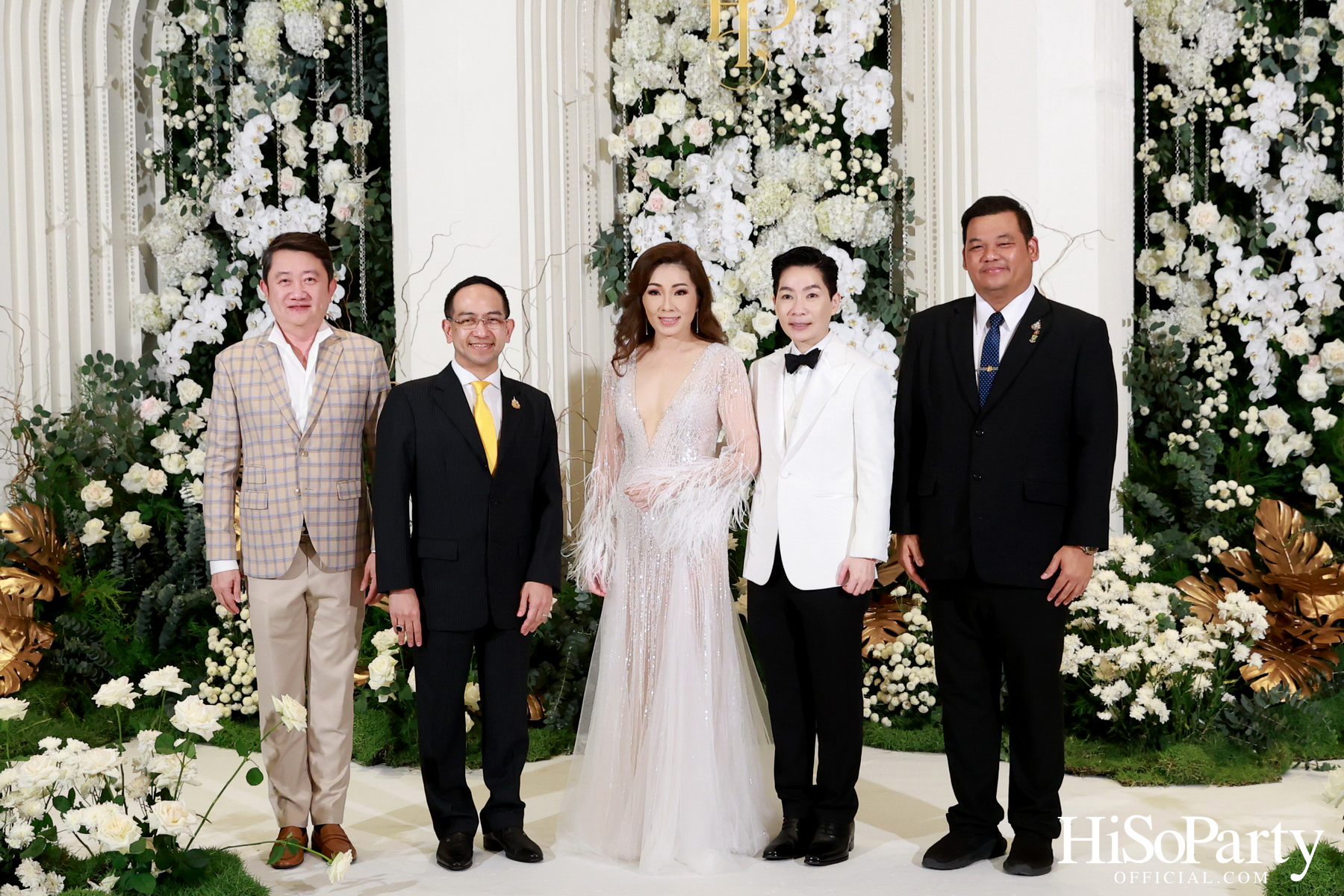 #AoiMod811 งานฉลองมงคลสมรสระหว่าง ดร.ปริสุทธิ์ รัตนมหาวงศ์ และ ดร.ปฏิมากร ใจอ่อน