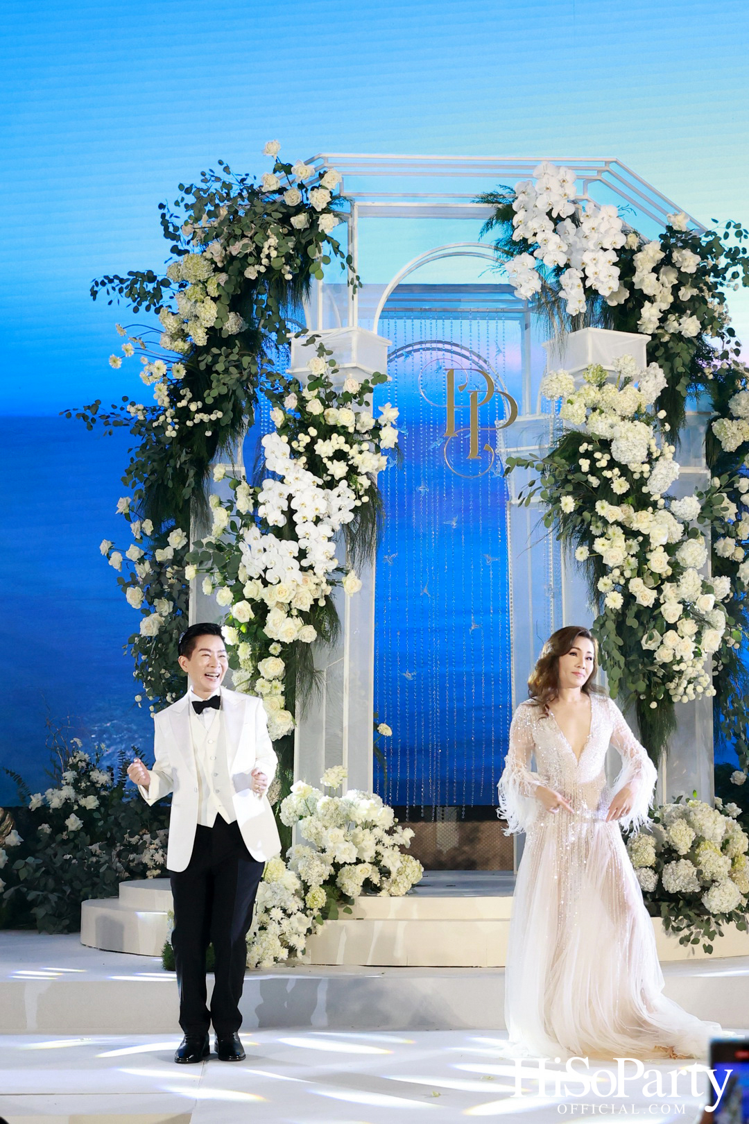 #AoiMod811 งานฉลองมงคลสมรสระหว่าง ดร.ปริสุทธิ์ รัตนมหาวงศ์ และ ดร.ปฏิมากร ใจอ่อน