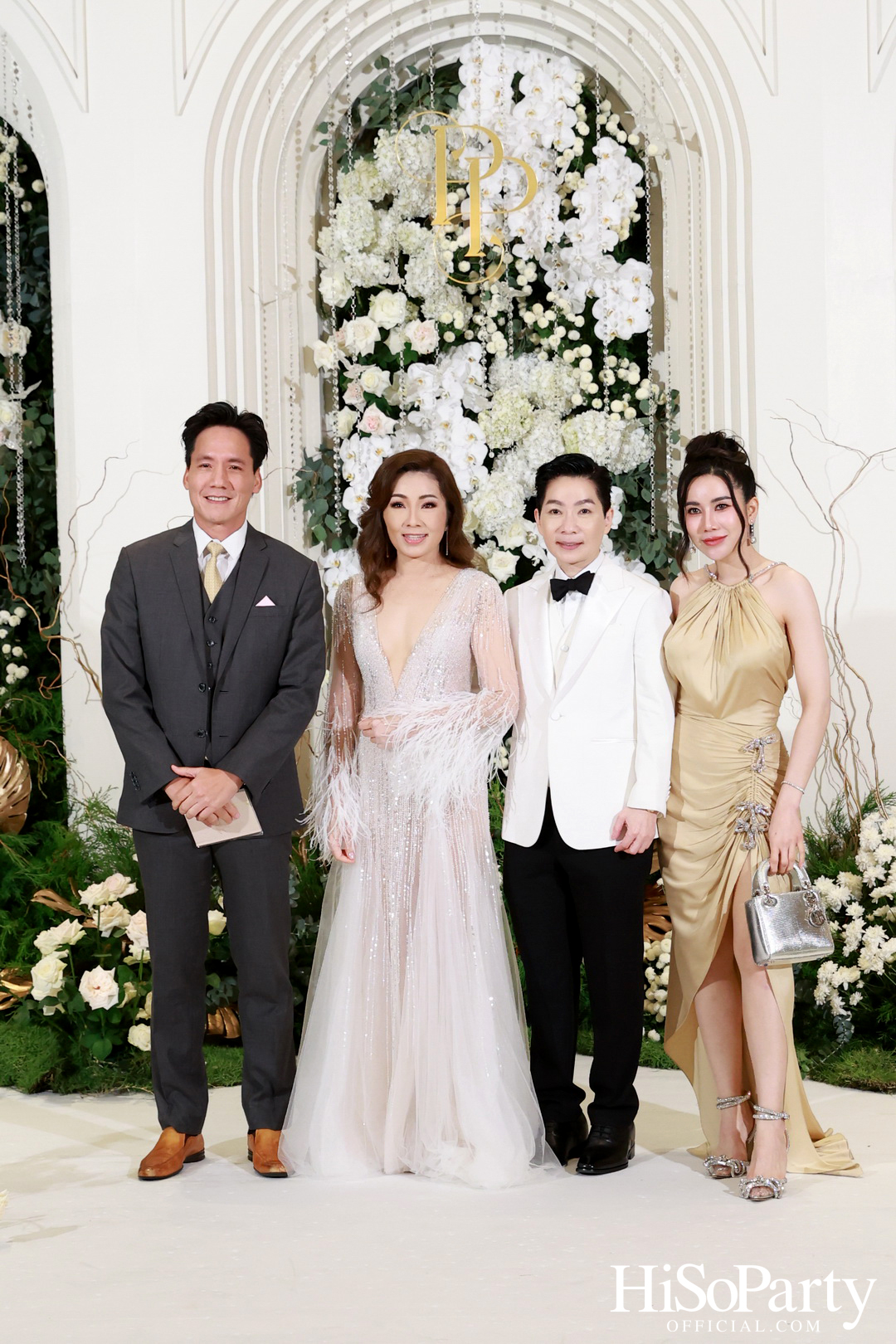 #AoiMod811 งานฉลองมงคลสมรสระหว่าง ดร.ปริสุทธิ์ รัตนมหาวงศ์ และ ดร.ปฏิมากร ใจอ่อน