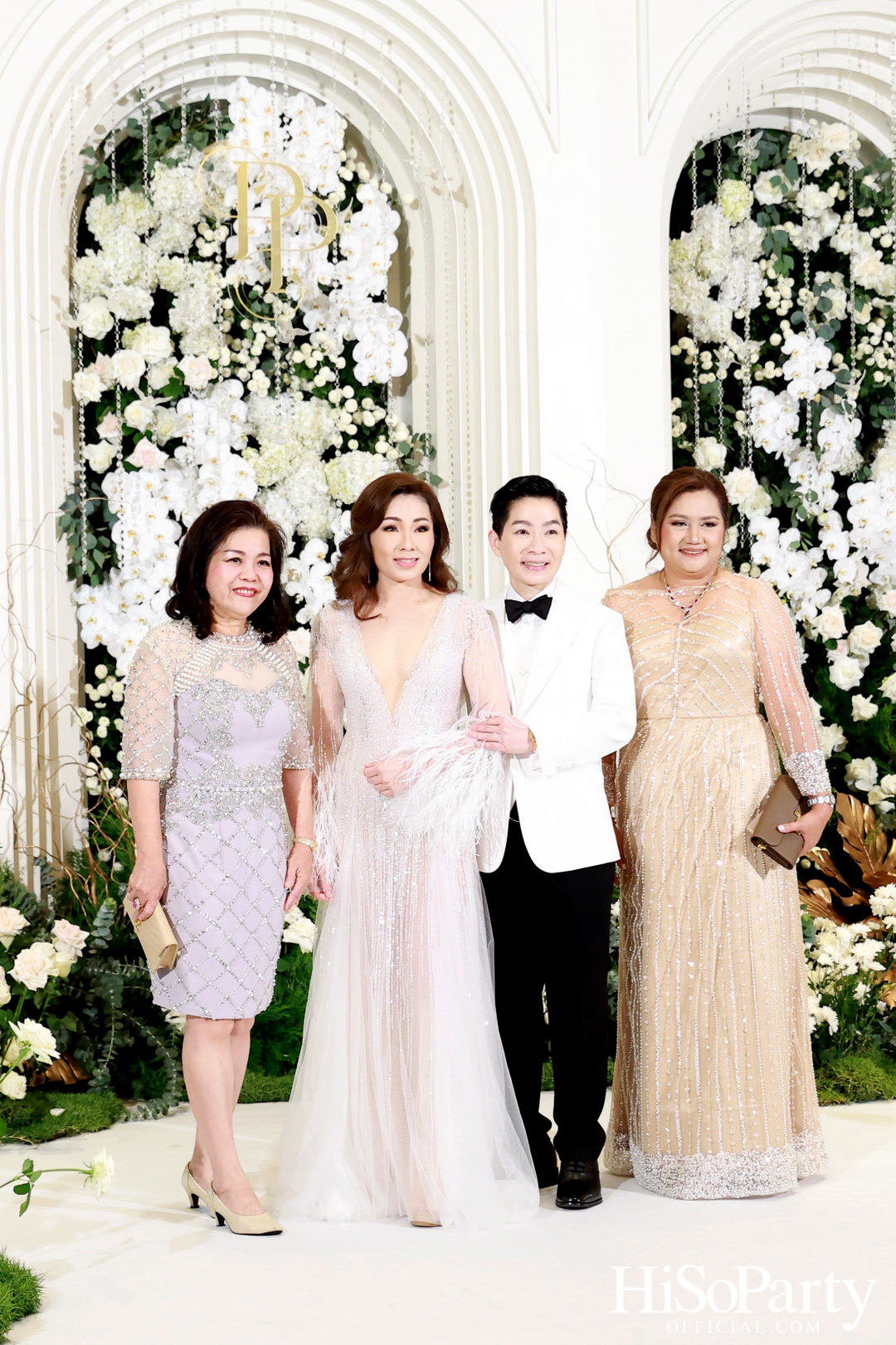 #AoiMod811 งานฉลองมงคลสมรสระหว่าง ดร.ปริสุทธิ์ รัตนมหาวงศ์ และ ดร.ปฏิมากร ใจอ่อน