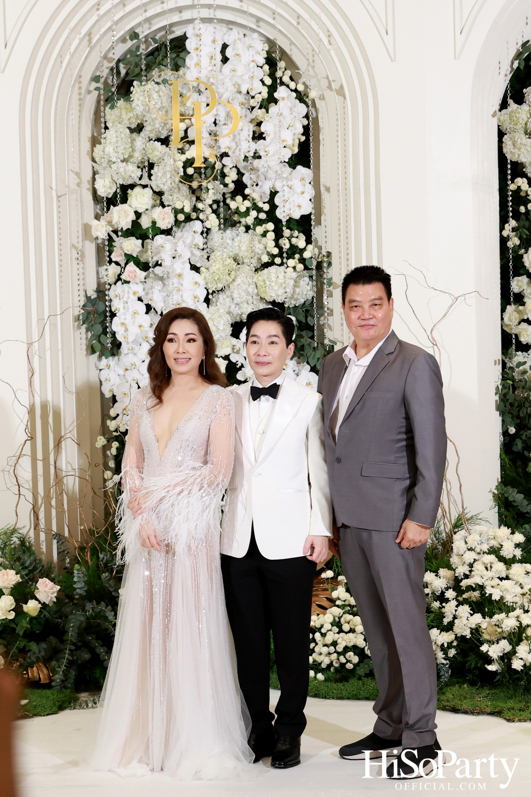 #AoiMod811 งานฉลองมงคลสมรสระหว่าง ดร.ปริสุทธิ์ รัตนมหาวงศ์ และ ดร.ปฏิมากร ใจอ่อน