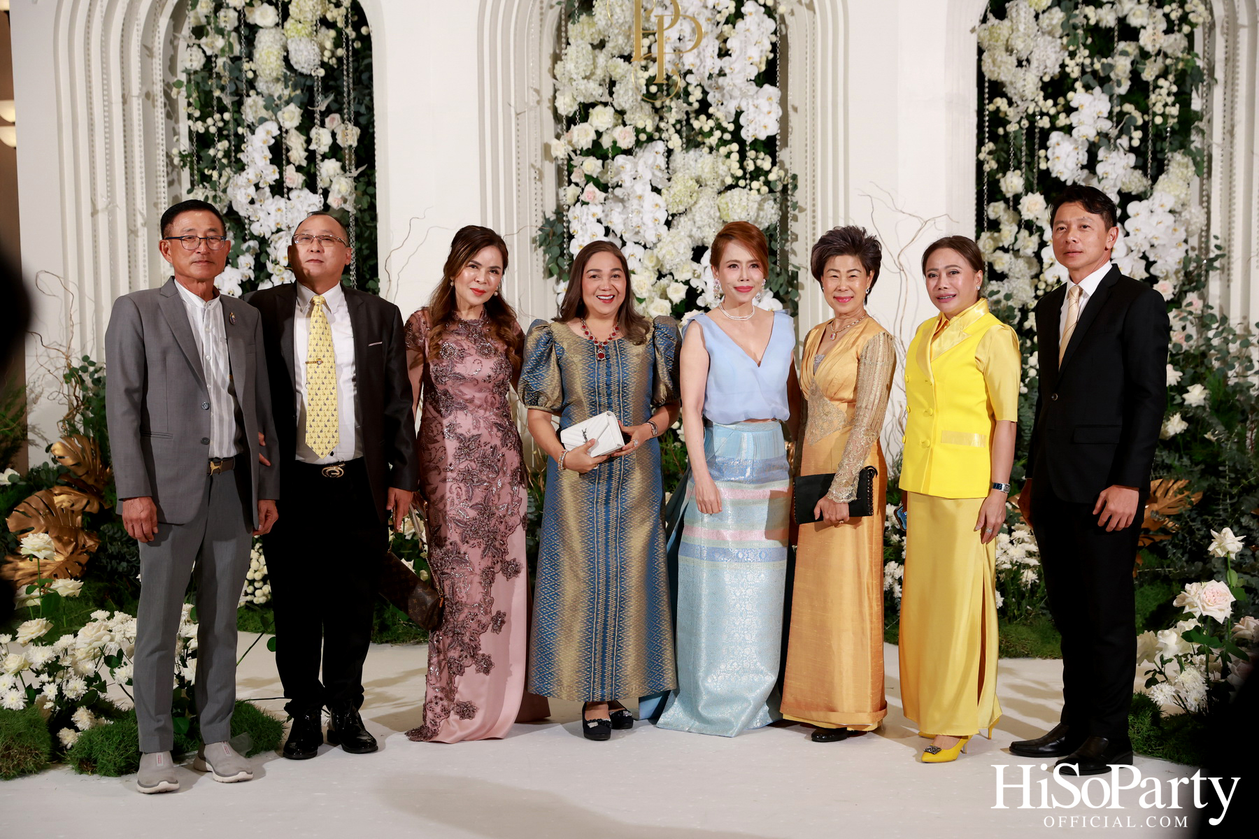 #AoiMod811 งานฉลองมงคลสมรสระหว่าง ดร.ปริสุทธิ์ รัตนมหาวงศ์ และ ดร.ปฏิมากร ใจอ่อน