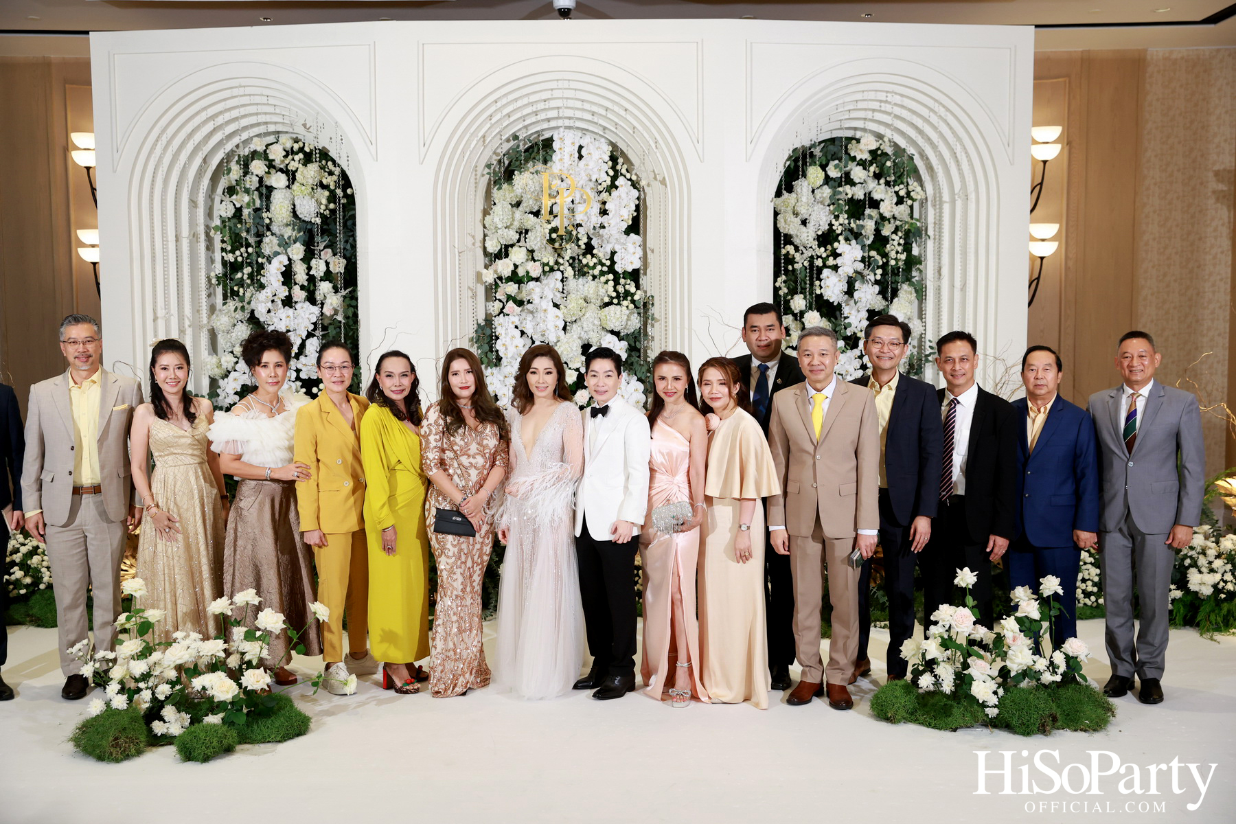#AoiMod811 งานฉลองมงคลสมรสระหว่าง ดร.ปริสุทธิ์ รัตนมหาวงศ์ และ ดร.ปฏิมากร ใจอ่อน