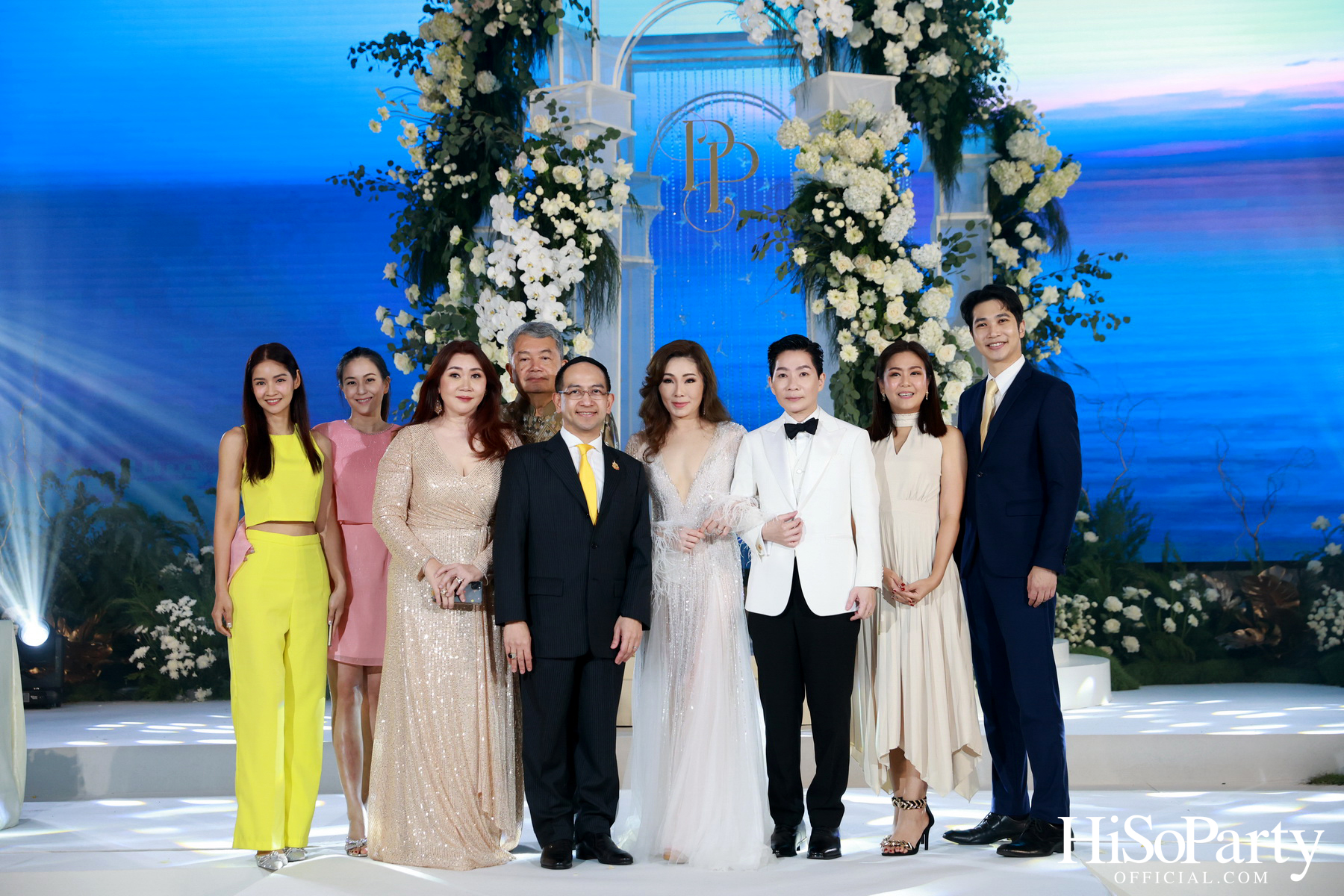 #AoiMod811 งานฉลองมงคลสมรสระหว่าง ดร.ปริสุทธิ์ รัตนมหาวงศ์ และ ดร.ปฏิมากร ใจอ่อน