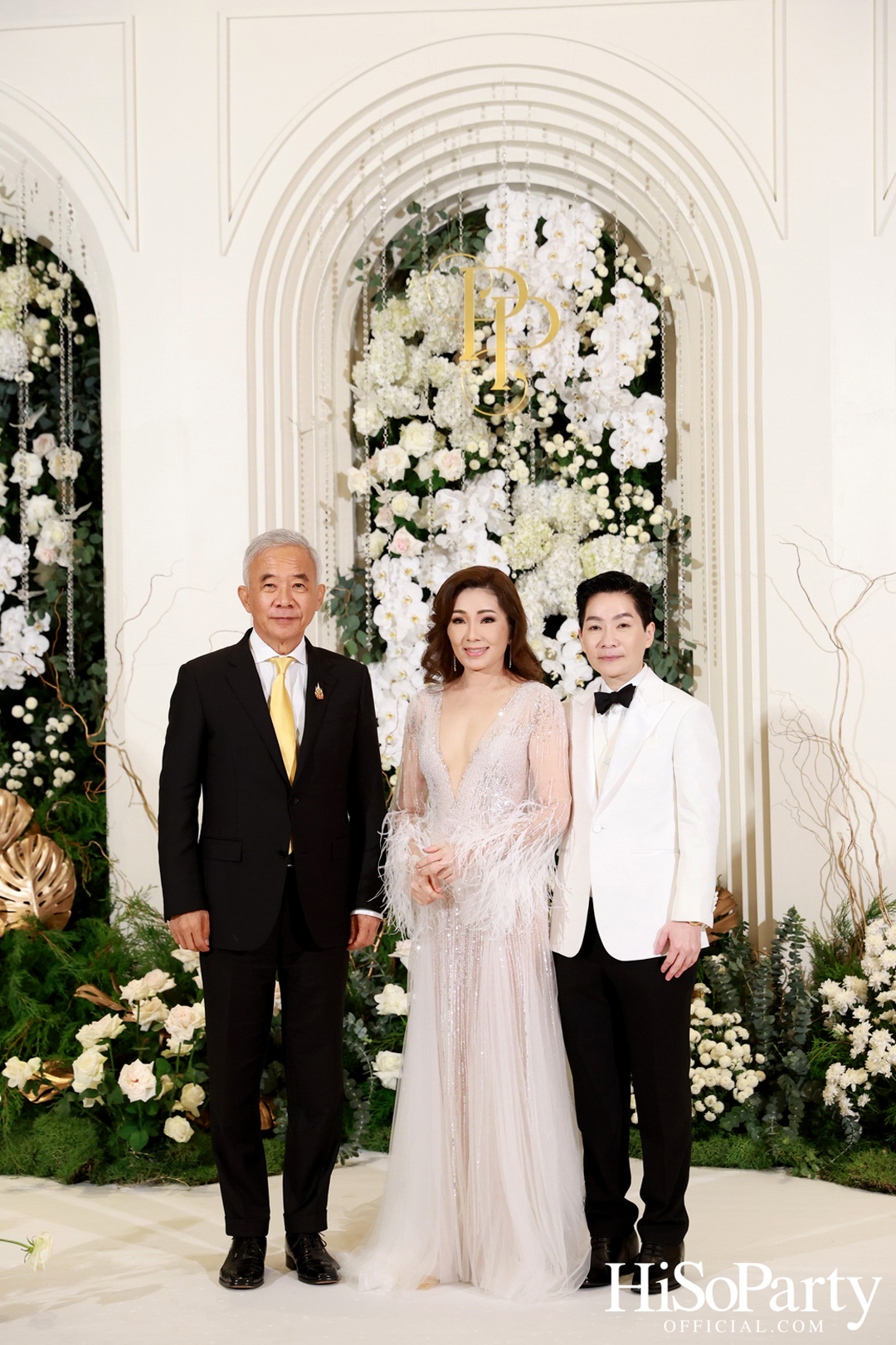 #AoiMod811 งานฉลองมงคลสมรสระหว่าง ดร.ปริสุทธิ์ รัตนมหาวงศ์ และ ดร.ปฏิมากร ใจอ่อน
