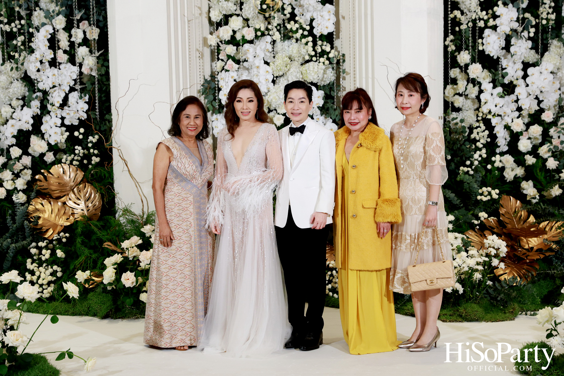 #AoiMod811 งานฉลองมงคลสมรสระหว่าง ดร.ปริสุทธิ์ รัตนมหาวงศ์ และ ดร.ปฏิมากร ใจอ่อน