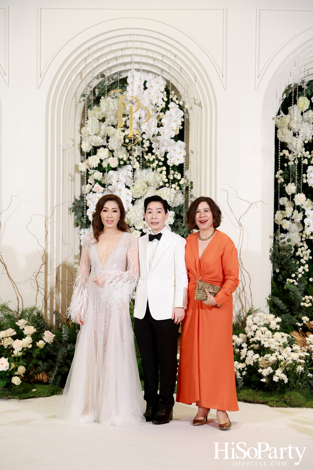 #AoiMod811 งานฉลองมงคลสมรสระหว่าง ดร.ปริสุทธิ์ รัตนมหาวงศ์ และ ดร.ปฏิมากร ใจอ่อน