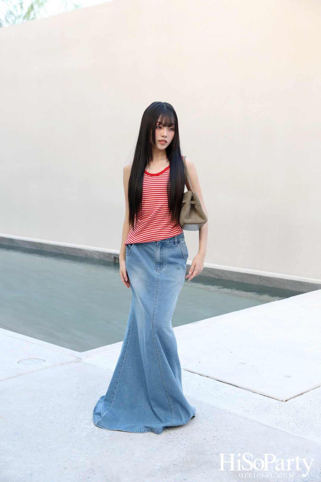 CHATO STUDIO THE DANCING PILLOW FASHION SHOW