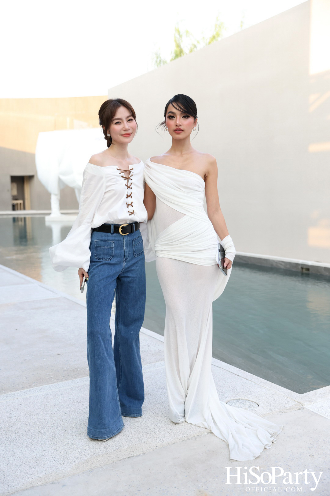 CHATO STUDIO THE DANCING PILLOW FASHION SHOW