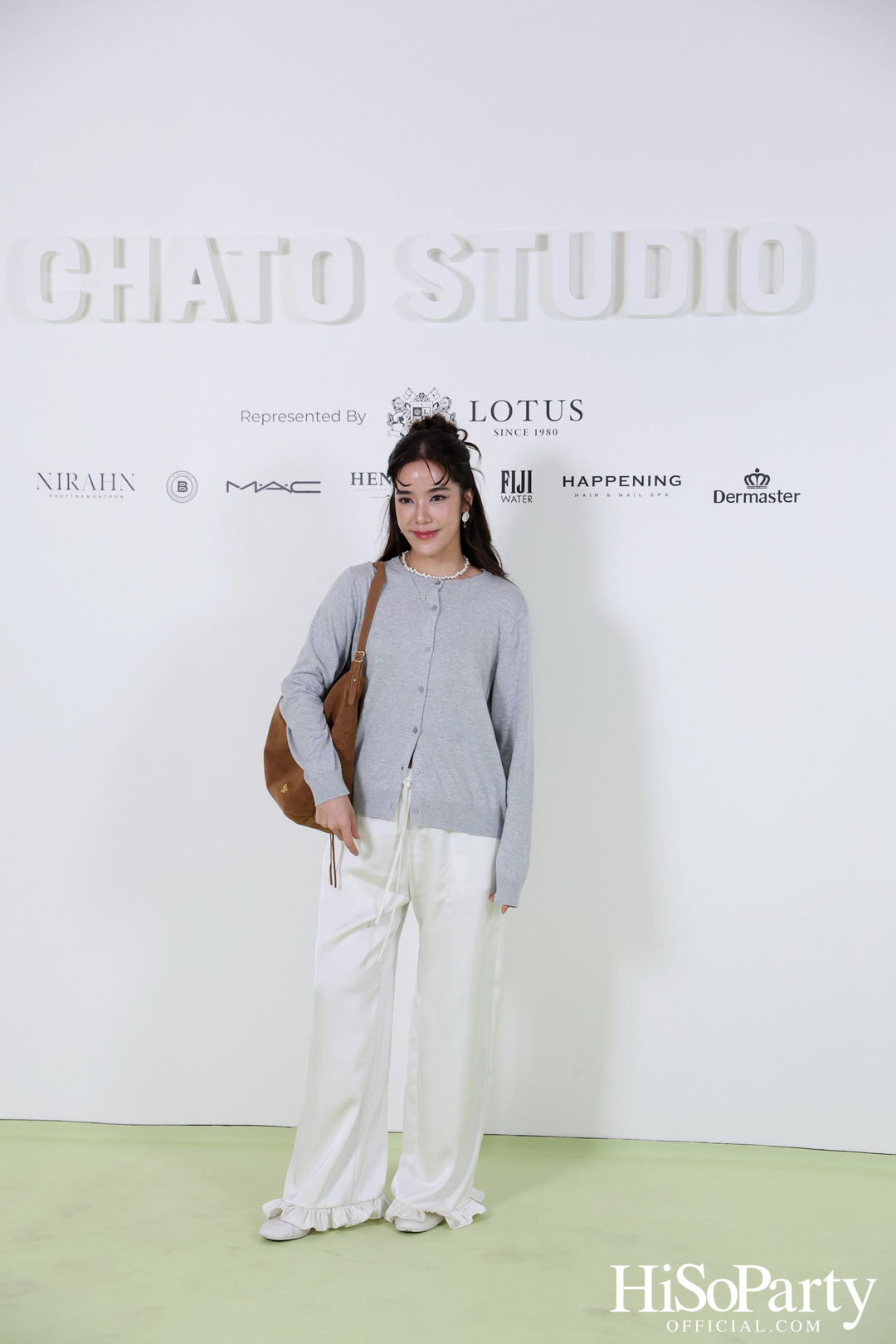 CHATO STUDIO THE DANCING PILLOW FASHION SHOW