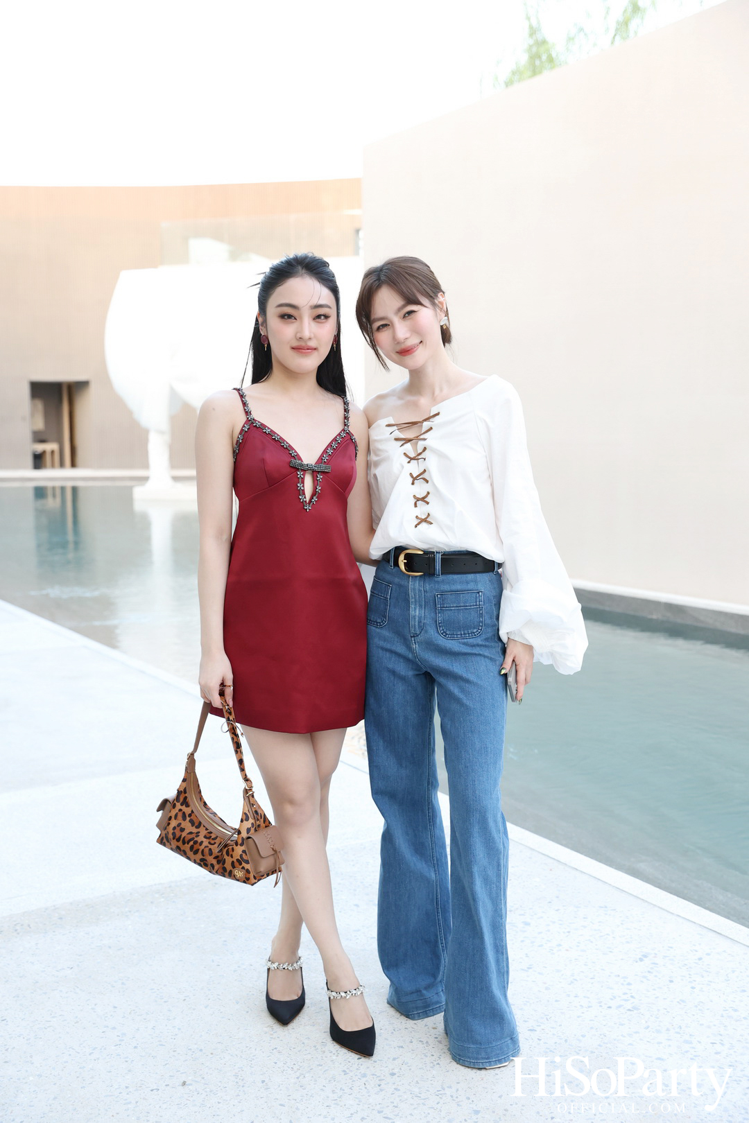 CHATO STUDIO THE DANCING PILLOW FASHION SHOW