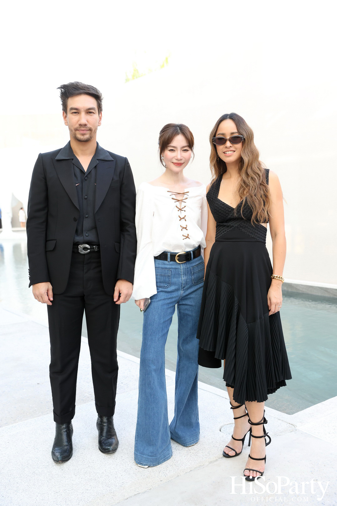 CHATO STUDIO THE DANCING PILLOW FASHION SHOW