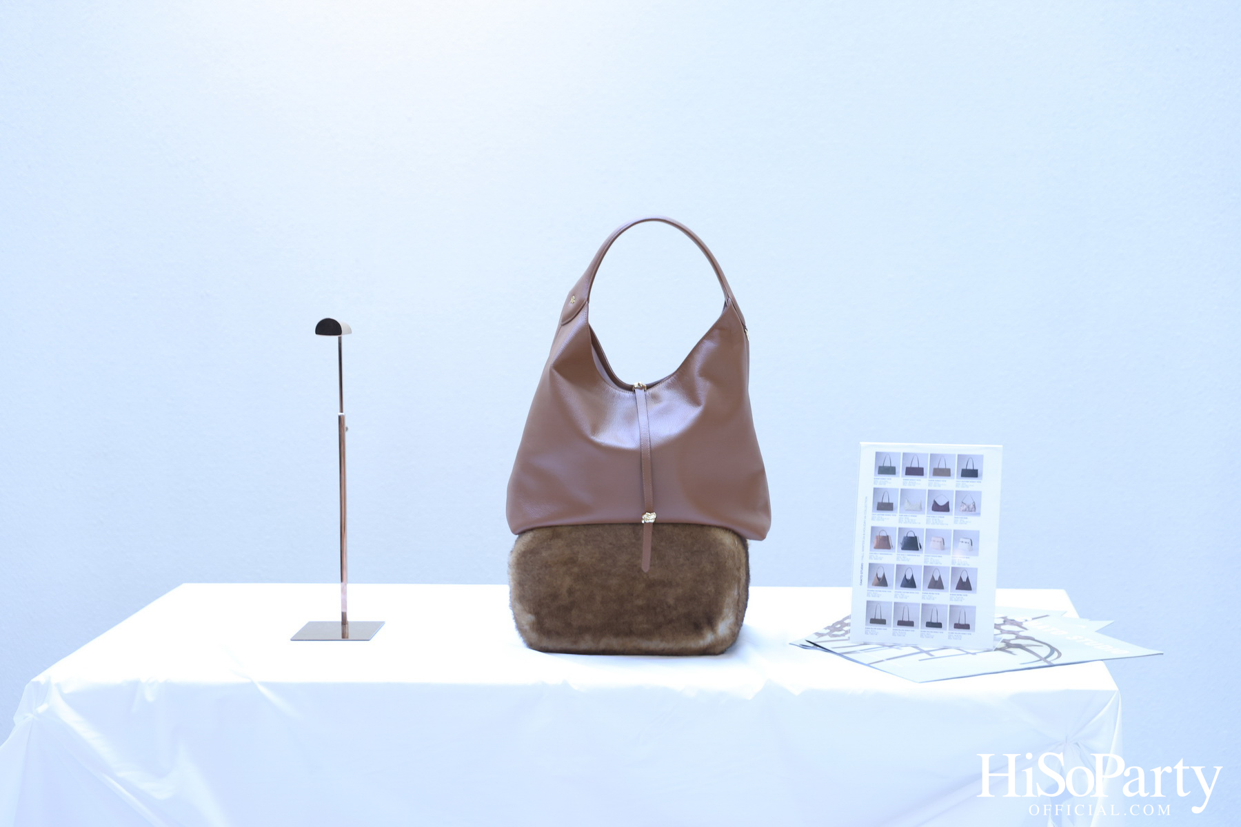 CHATO STUDIO THE DANCING PILLOW FASHION SHOW