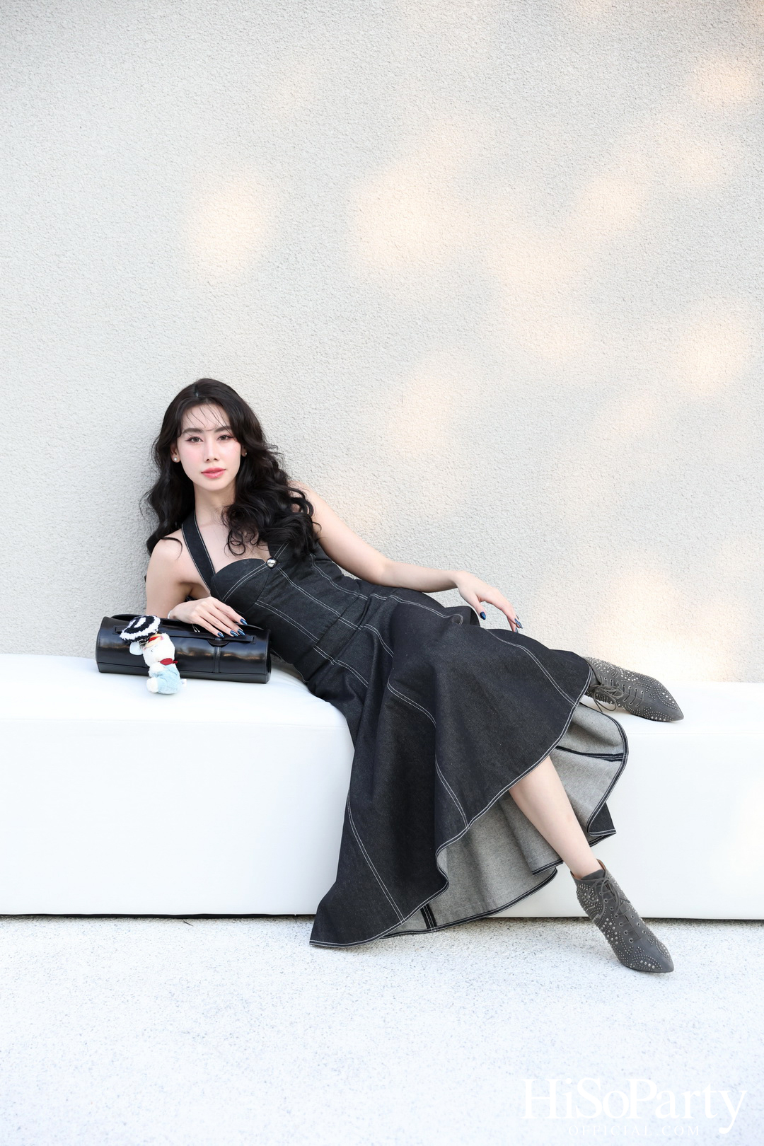 CHATO STUDIO THE DANCING PILLOW FASHION SHOW