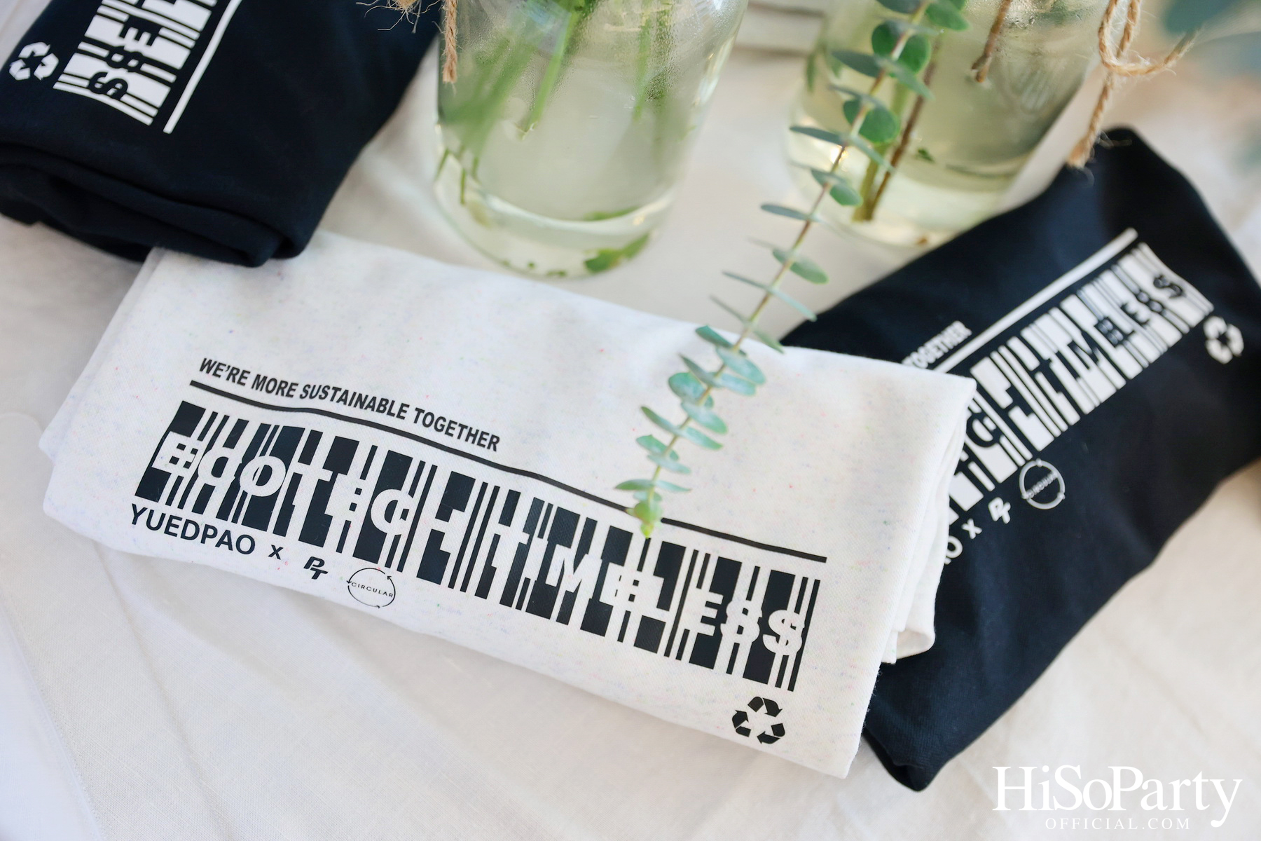 งานแถลงความร่วมมือครั้งสำคัญระหว่าง 3 แบรนด์ชั้นนำของเมืองไทย  PT x Circular x Yuedpao เปลี่ยนขยะสิ่งทอสู่ไลฟ์สไตล์แฟชั่น