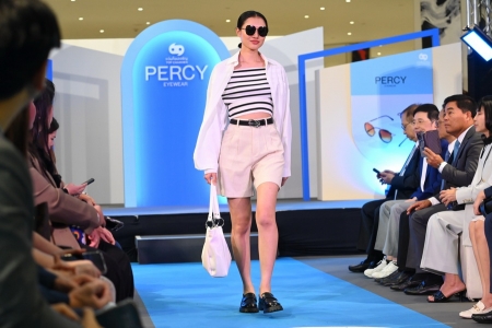 แว่นท็อปเจริญ เปิดตัวพรีเซนเตอร์ ‘แว่น PERCY’ ตอบโจทย์ไลฟ์สไตล์แฟชั่นด้วยไอเทมใหม่ของนิวเจน