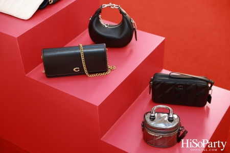 COACH HOLIDAY POP-UP @ ICONSIAM