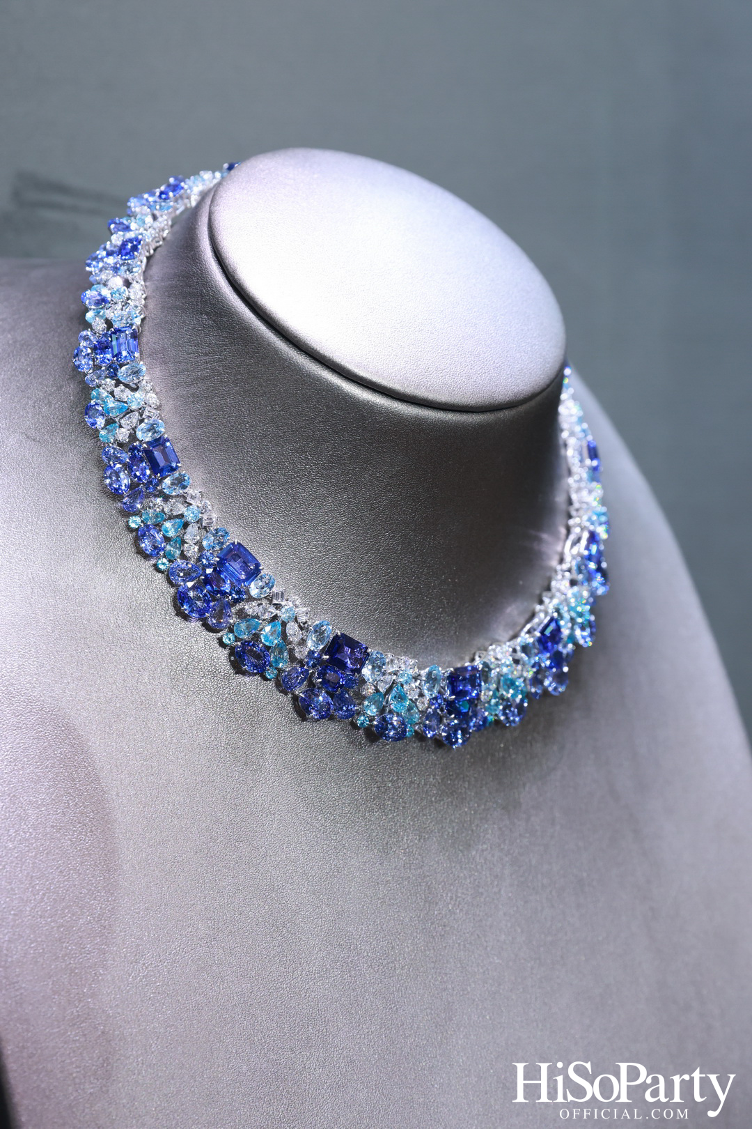 GEMS PAVILION จัดงานเปิดคอลเลกชั่นใหม่ ‘Brighten the Canvas’ เล่าเรื่องราวผ่านเครื่องประดับแรงบันดาลใจแห่งเส้นสายธรรมชาติ