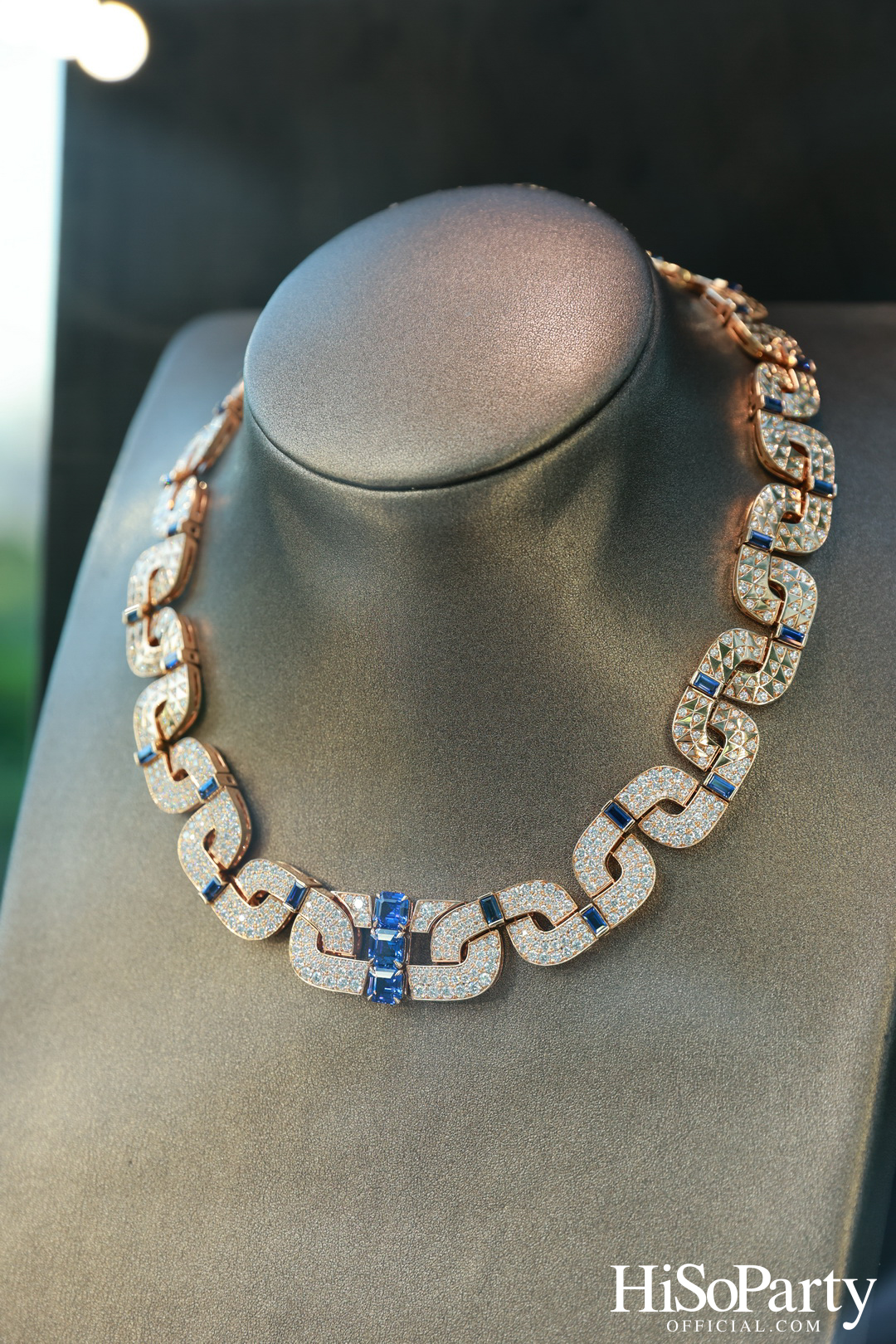 GEMS PAVILION จัดงานเปิดคอลเลกชั่นใหม่ ‘Brighten the Canvas’ เล่าเรื่องราวผ่านเครื่องประดับแรงบันดาลใจแห่งเส้นสายธรรมชาติ