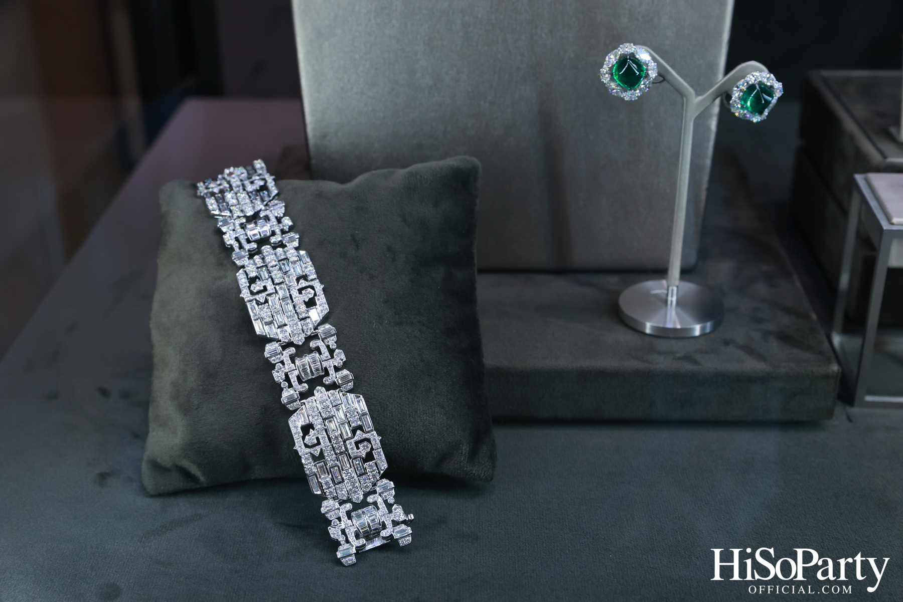 GEMS PAVILION จัดงานเปิดคอลเลกชั่นใหม่ ‘Brighten the Canvas’ เล่าเรื่องราวผ่านเครื่องประดับแรงบันดาลใจแห่งเส้นสายธรรมชาติ