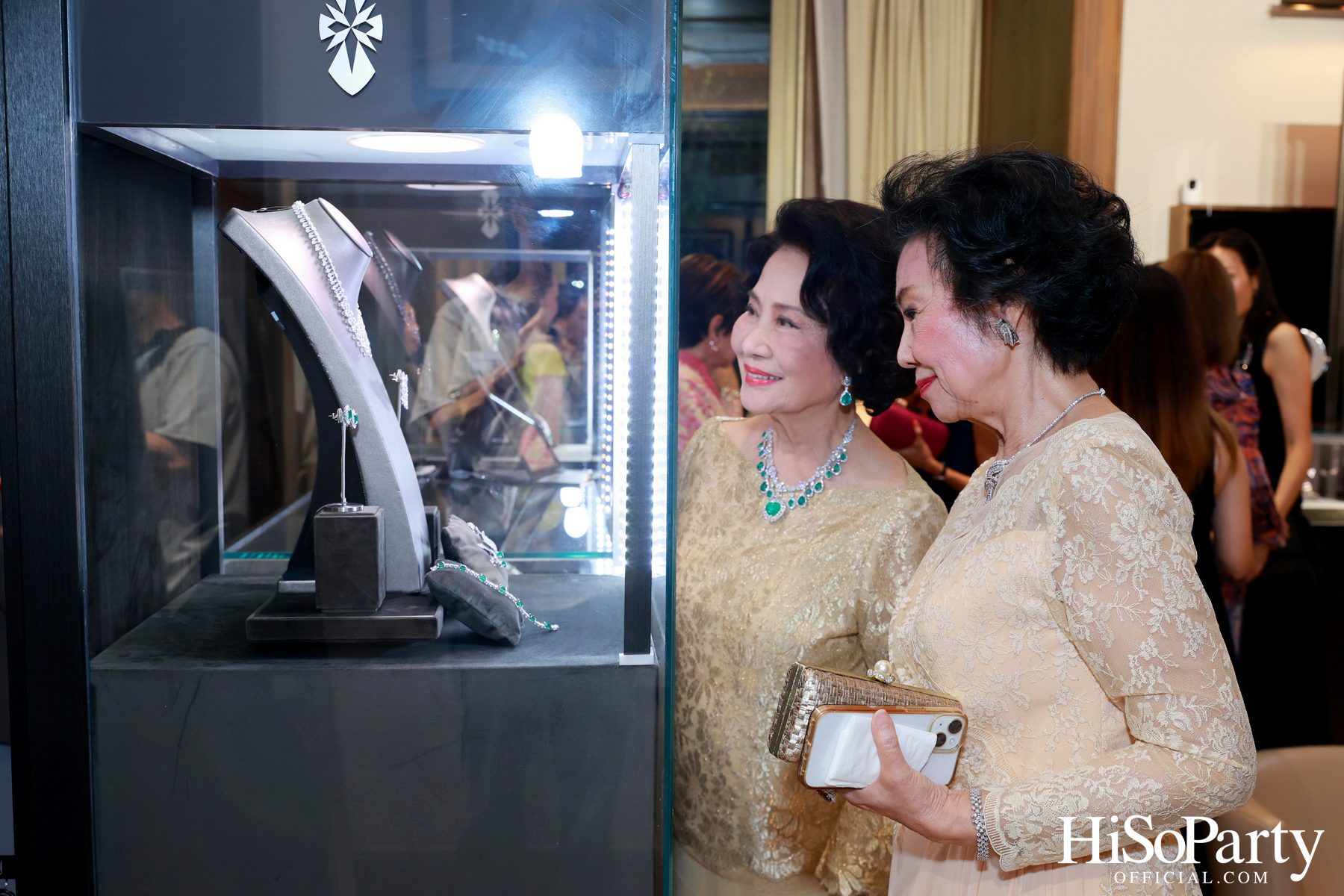 GEMS PAVILION จัดงานเปิดคอลเลกชั่นใหม่ ‘Brighten the Canvas’ เล่าเรื่องราวผ่านเครื่องประดับแรงบันดาลใจแห่งเส้นสายธรรมชาติ