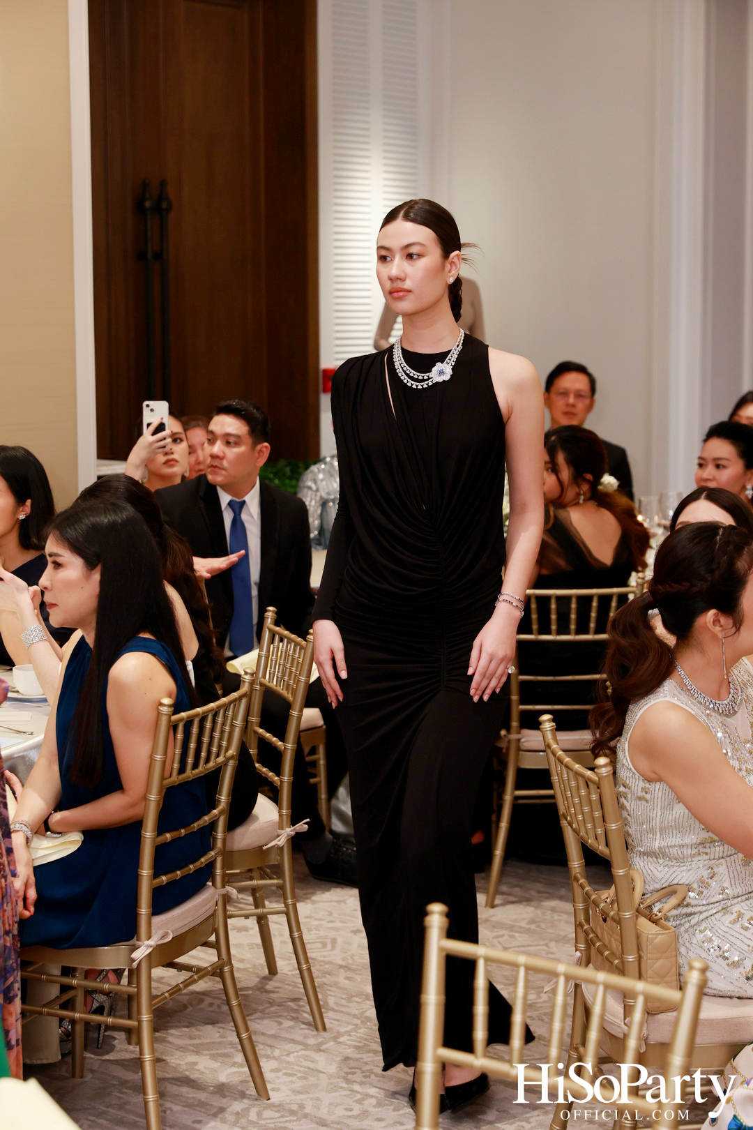 GEMS PAVILION จัดงานเปิดคอลเลกชั่นใหม่ ‘Brighten the Canvas’ เล่าเรื่องราวผ่านเครื่องประดับแรงบันดาลใจแห่งเส้นสายธรรมชาติ