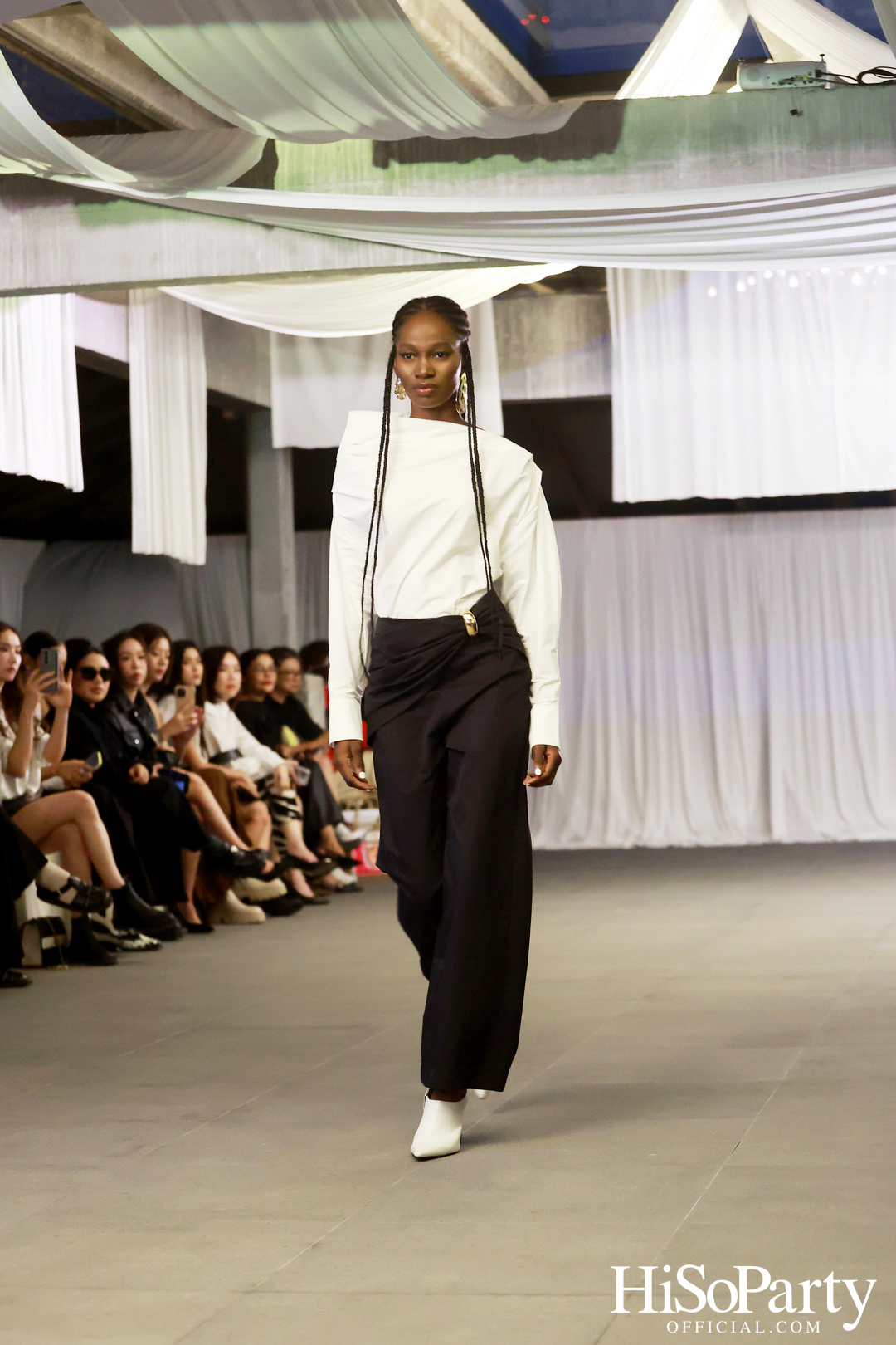 ARCHIVE026 FALL/WINTER 2024 COLLECTION SHOW: A MULTISENSORY REVERIE