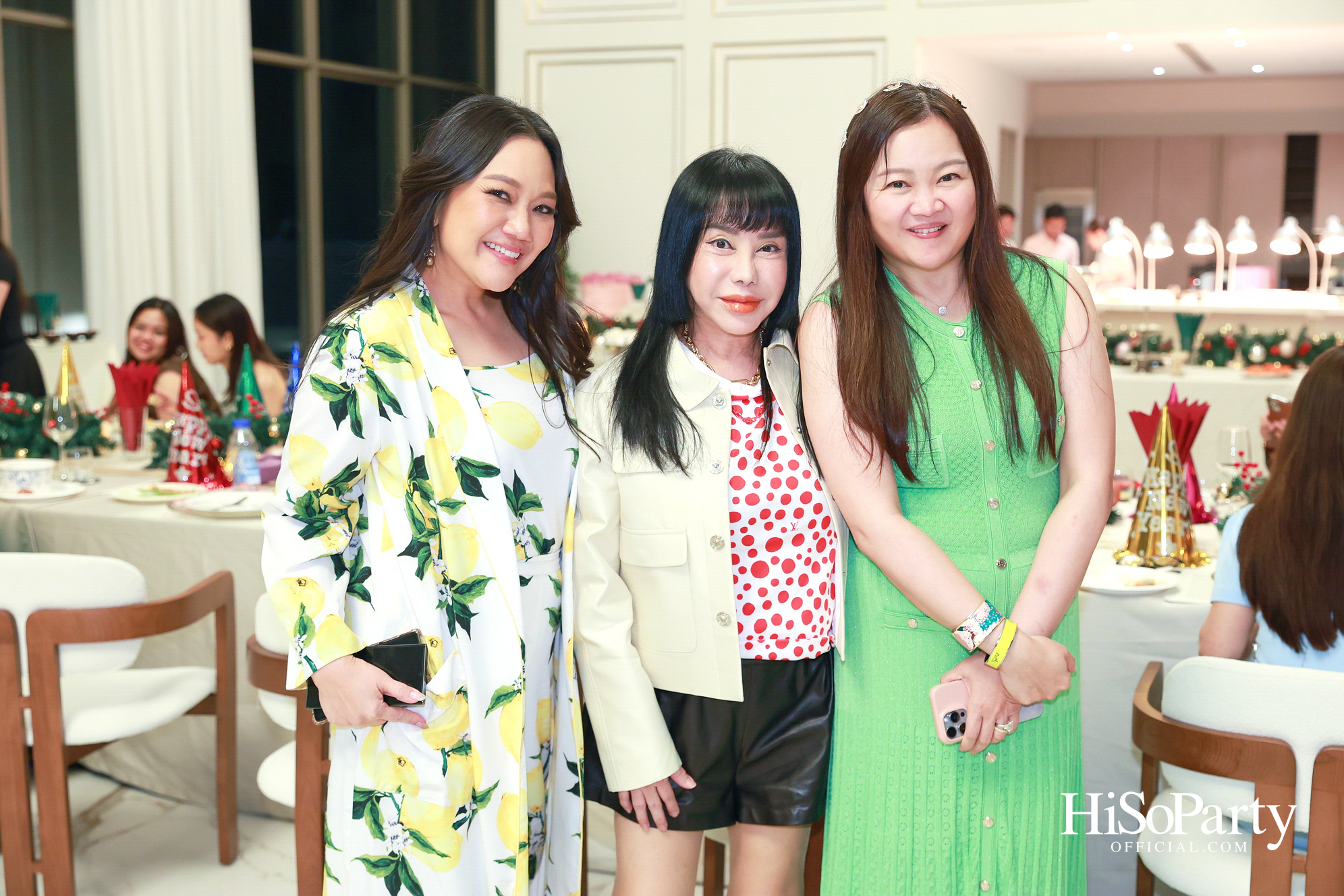 อุษณีย์ มหากิจศิริ ลีโอณีโอ เปิดบ้านจัดงานปาร์ตี้คริสต์มาส-ปีใหม่สุดอบอุ่น