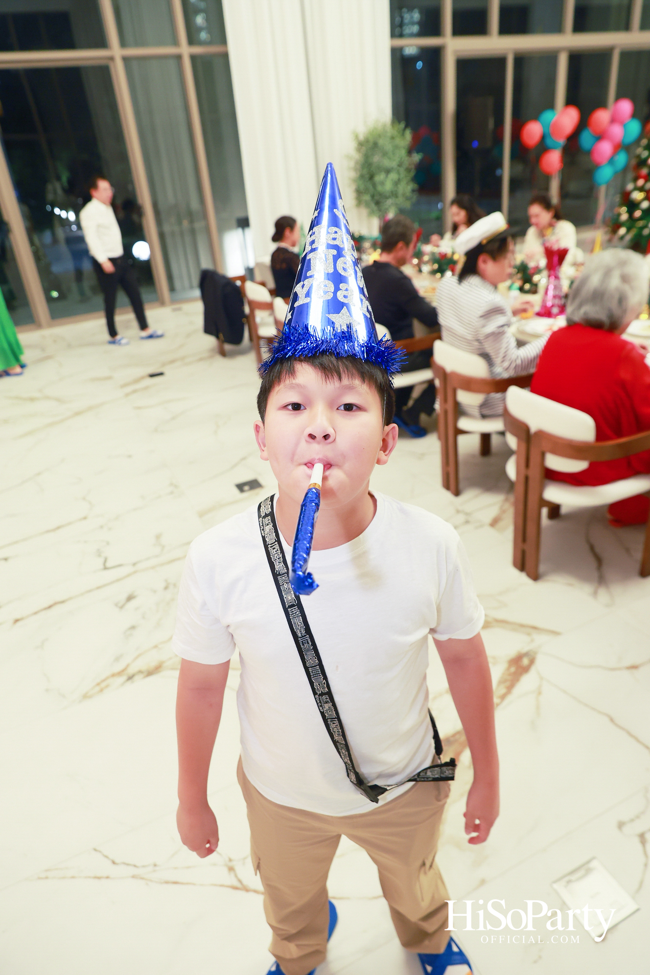 อุษณีย์ มหากิจศิริ ลีโอณีโอ เปิดบ้านจัดงานปาร์ตี้คริสต์มาส-ปีใหม่สุดอบอุ่น