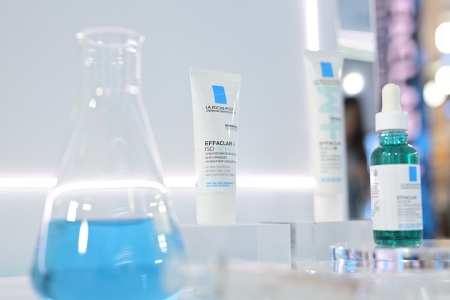 LA ROCHE-POSAY เปิดตัว EFFACLAR H ISO-BIOME สูตรใหม่ ตอบโจทย์ปัญหาสิวสำหรับผิวบอบบาง