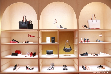 Christian Louboutin เปิดบูติกแห่งใหม่ ณ Central Embassy