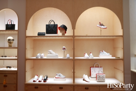 Christian Louboutin เปิดบูติกแห่งใหม่ ณ Central Embassy