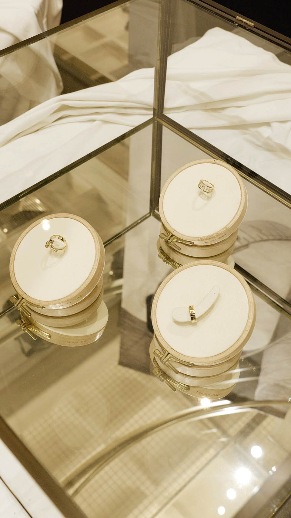 SIRIVANNAVARI เปิดตัวคอลเลกชัน ‘ATELIER’ Fine Jewelry Collection ผลงานทรงออกแบบโดย สมเด็จพระเจ้าลูกเธอ เจ้าฟ้าสิริวัณณวรี นารีรัตนราชกัญญา