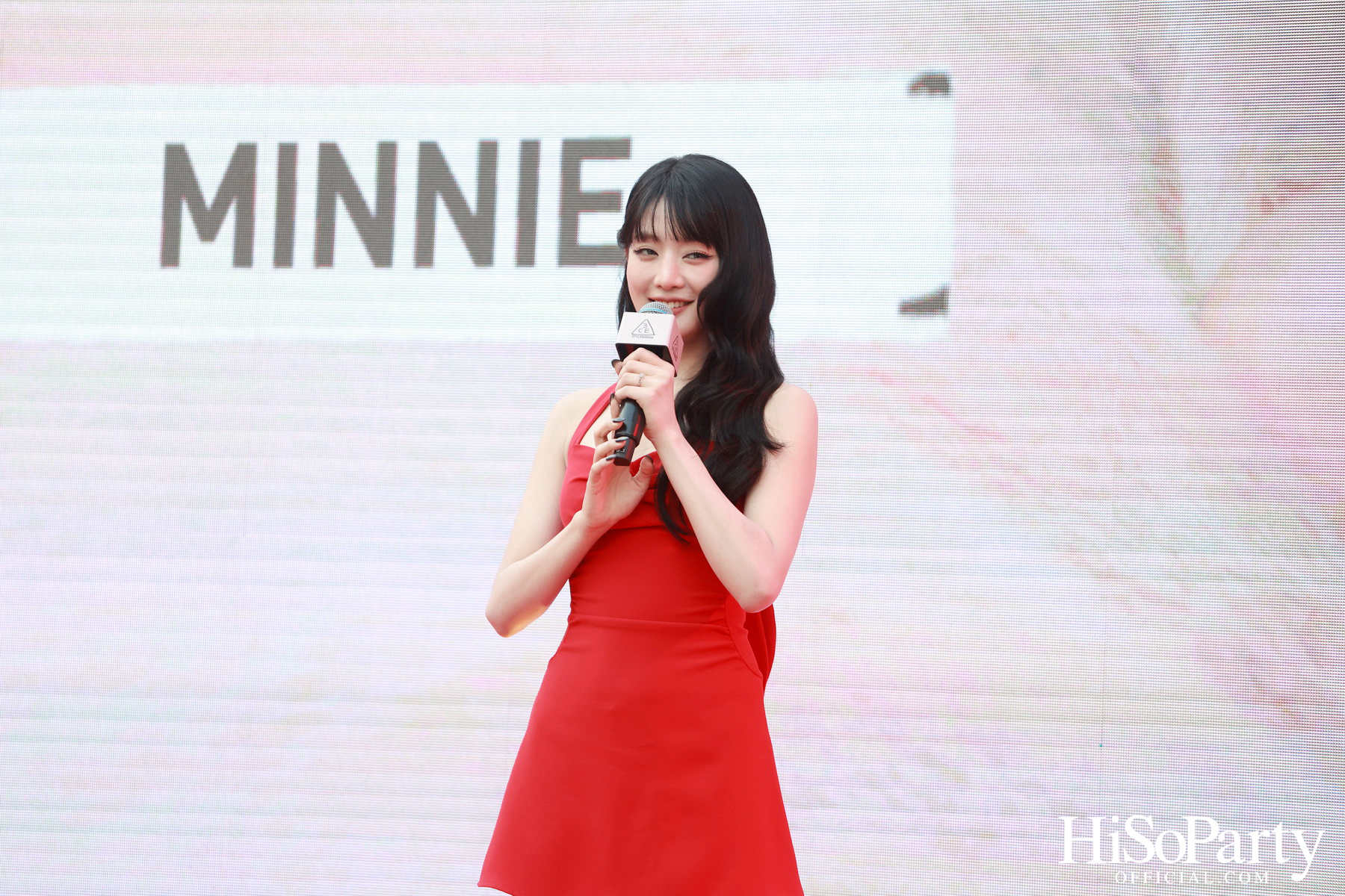 3CE เปิดตัวผลิตภัณฑ์ใหม่ ‘Cashmere Hug Lipstick’ พร้อมจัดงาน ‘Dream in Cashmere in BKK’