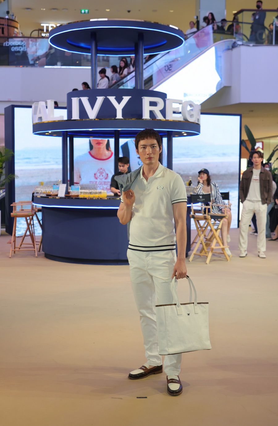 Royal Ivy Regatta เปิดตัวคอลเลกชันฤดูใบไม้ผลิ/ฤดูร้อนใหม่ ภายใต้แรงบันดาลใจจากซีรีส์ระดับโลก HBO® ORIGINAL SERIES ‘The White Lotus’